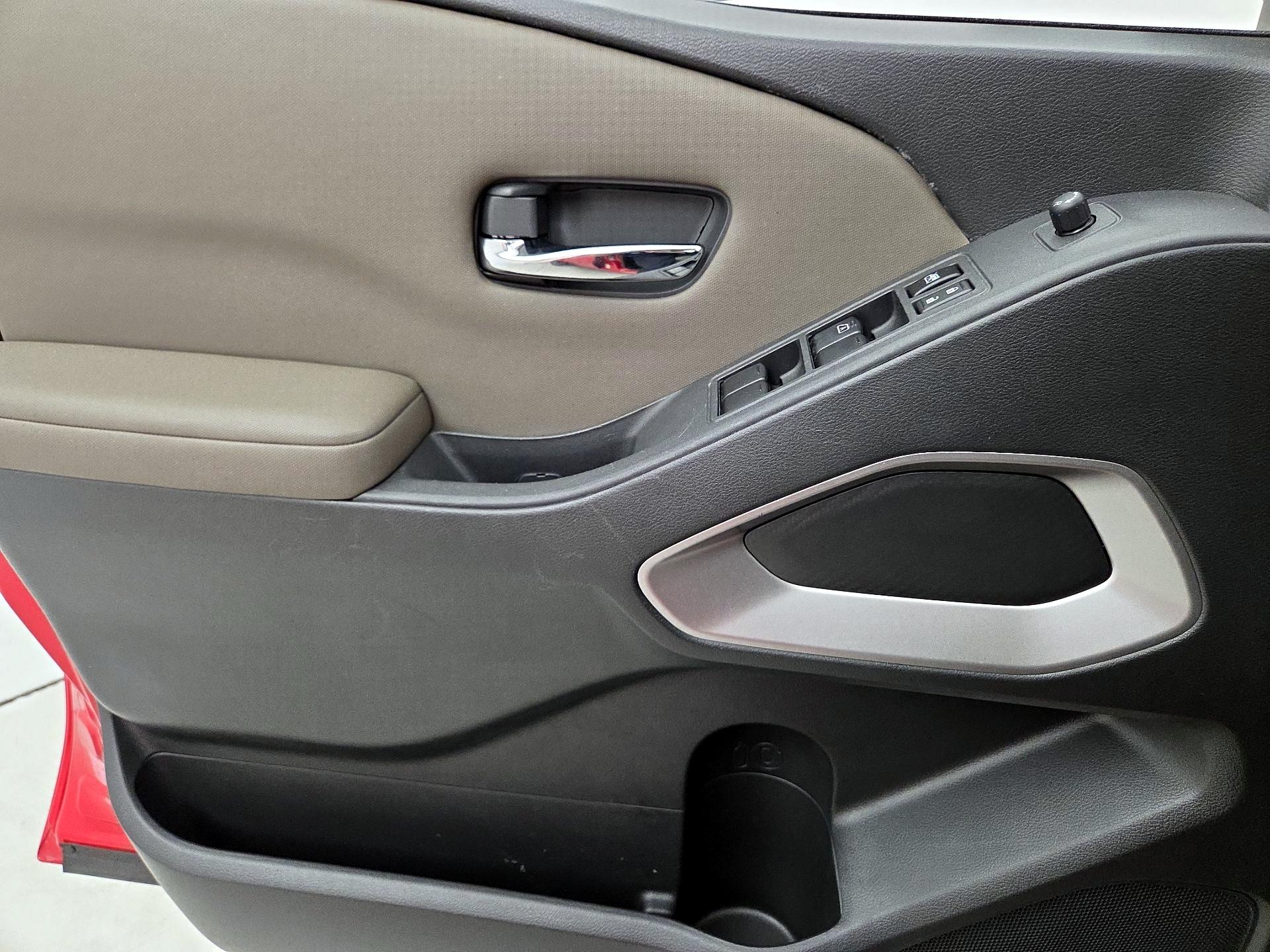 Thumbnail: 2022 Nissan Frontier - 12