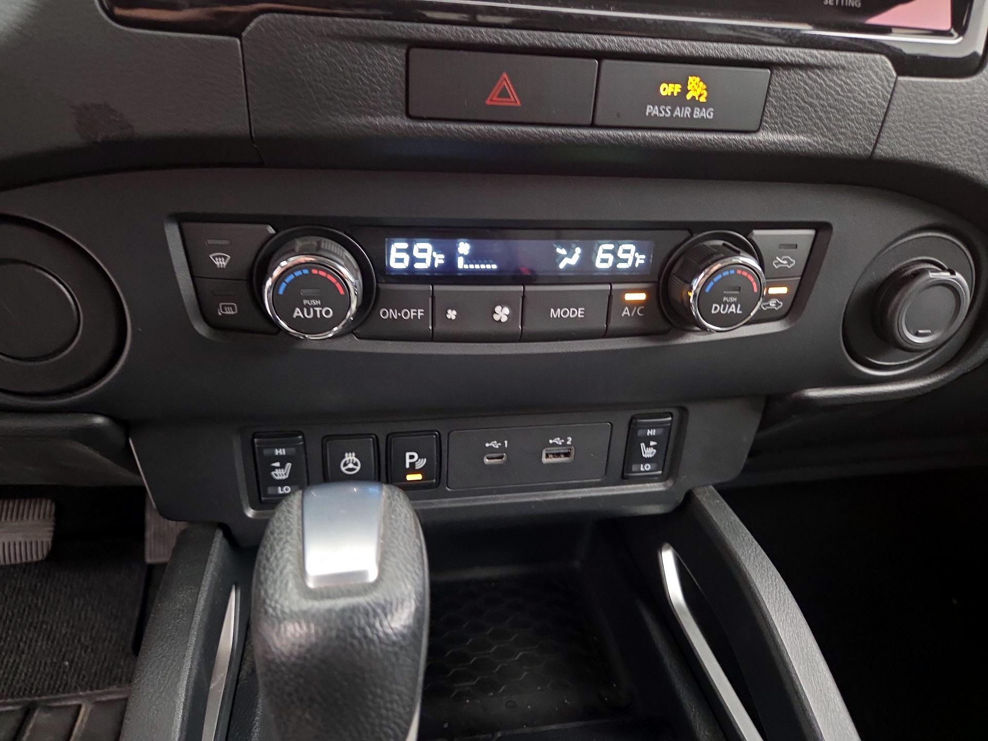 Thumbnail: 2022 Nissan Frontier - 16