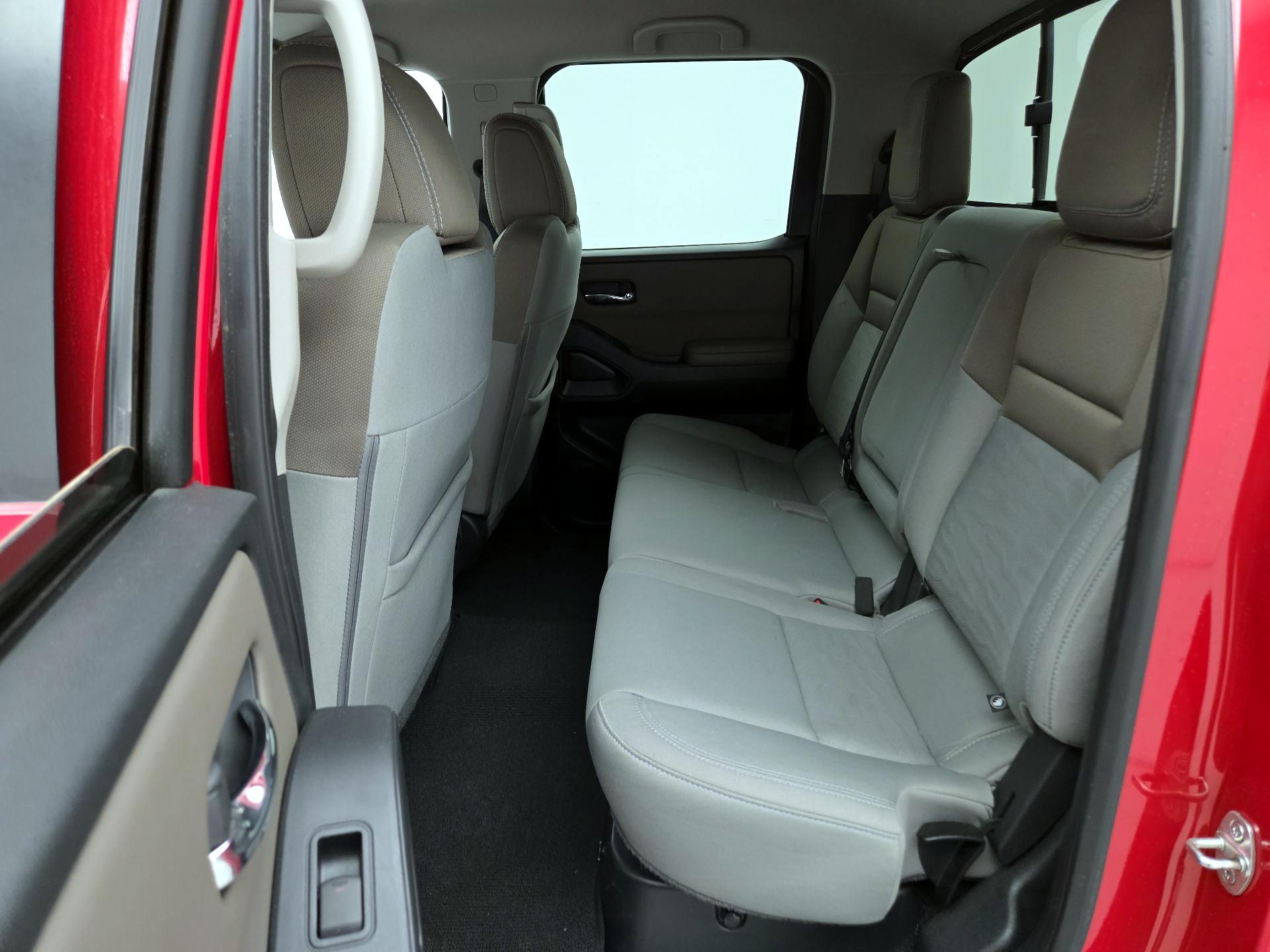 Thumbnail: 2022 Nissan Frontier - 19