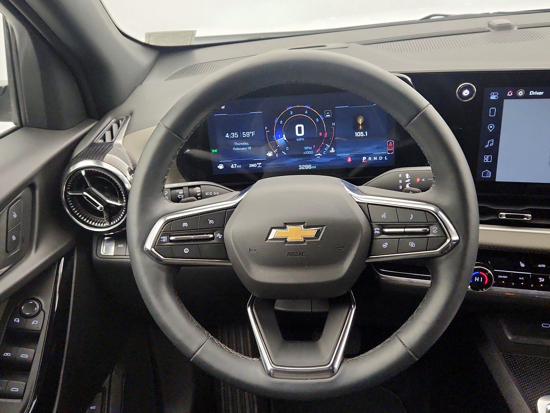 Thumbnail: 2026 Chevrolet Equinox - 10