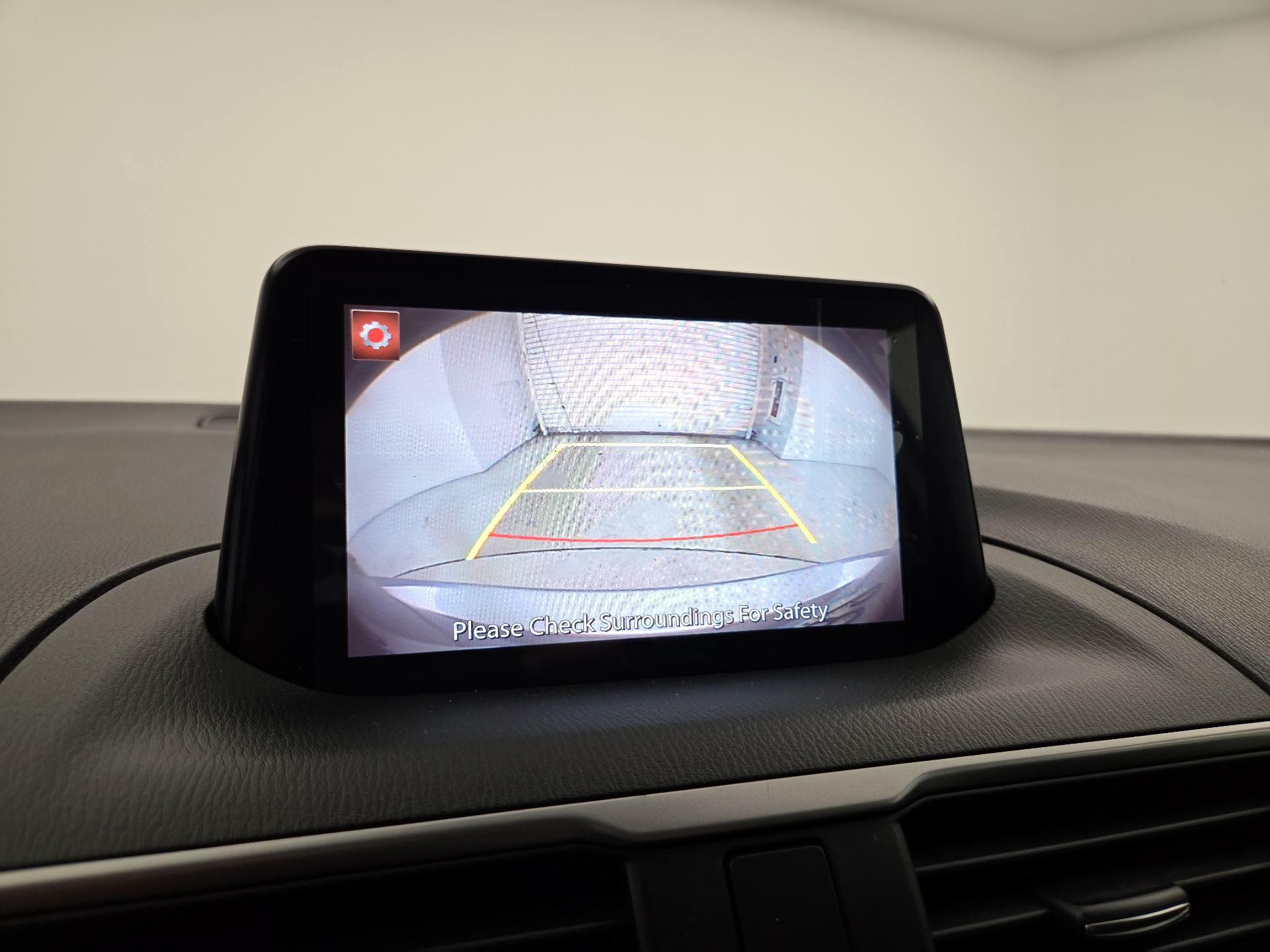 Thumbnail: 2017 Mazda Mazda3 - 14