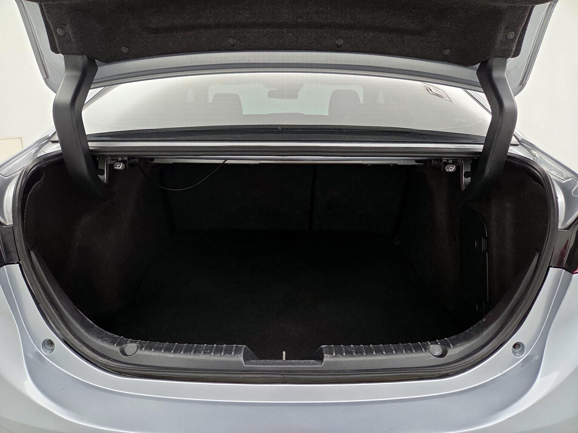 Thumbnail: 2017 Mazda Mazda3 - 20