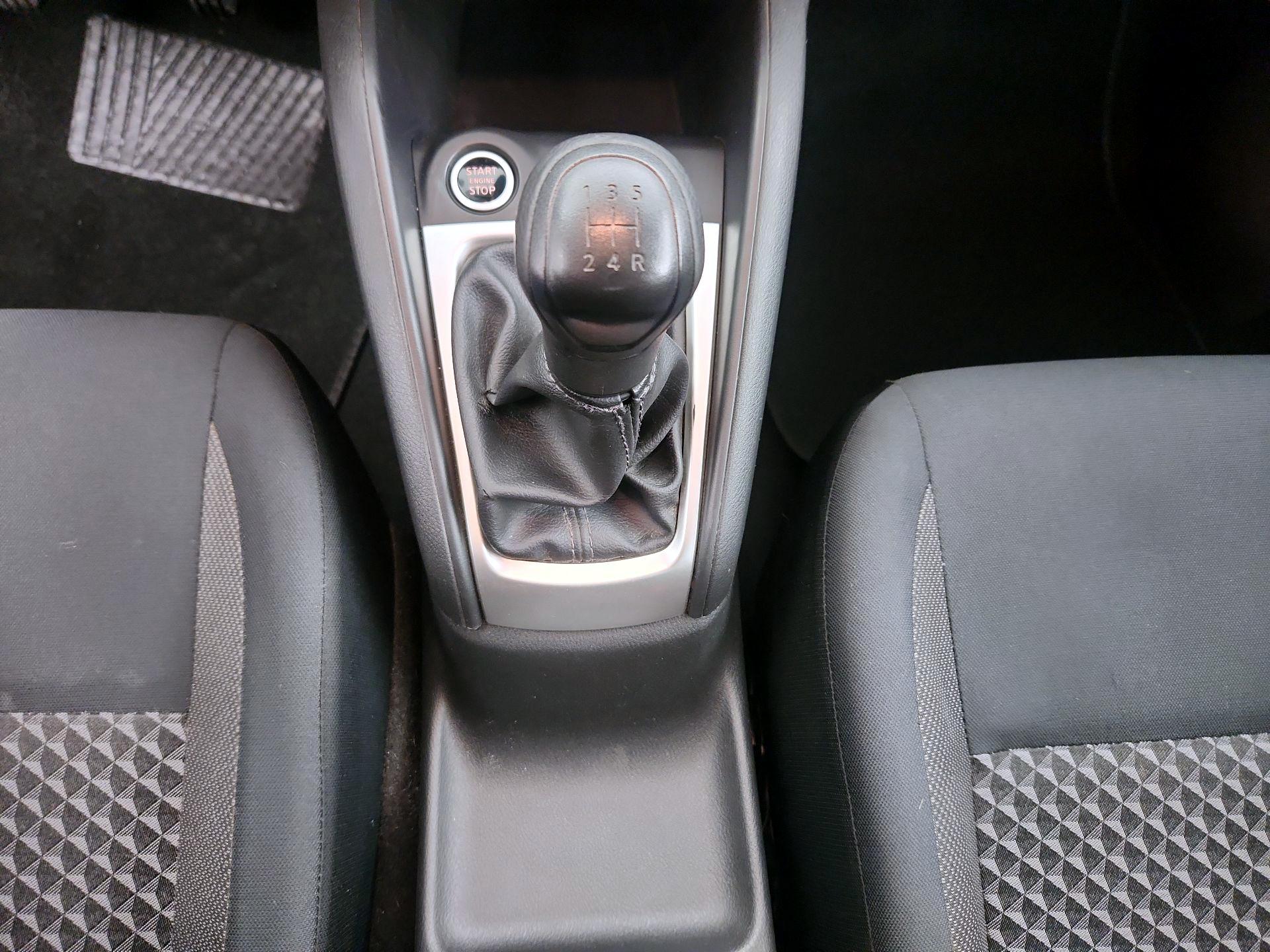 Thumbnail: 2020 Nissan Versa - 17