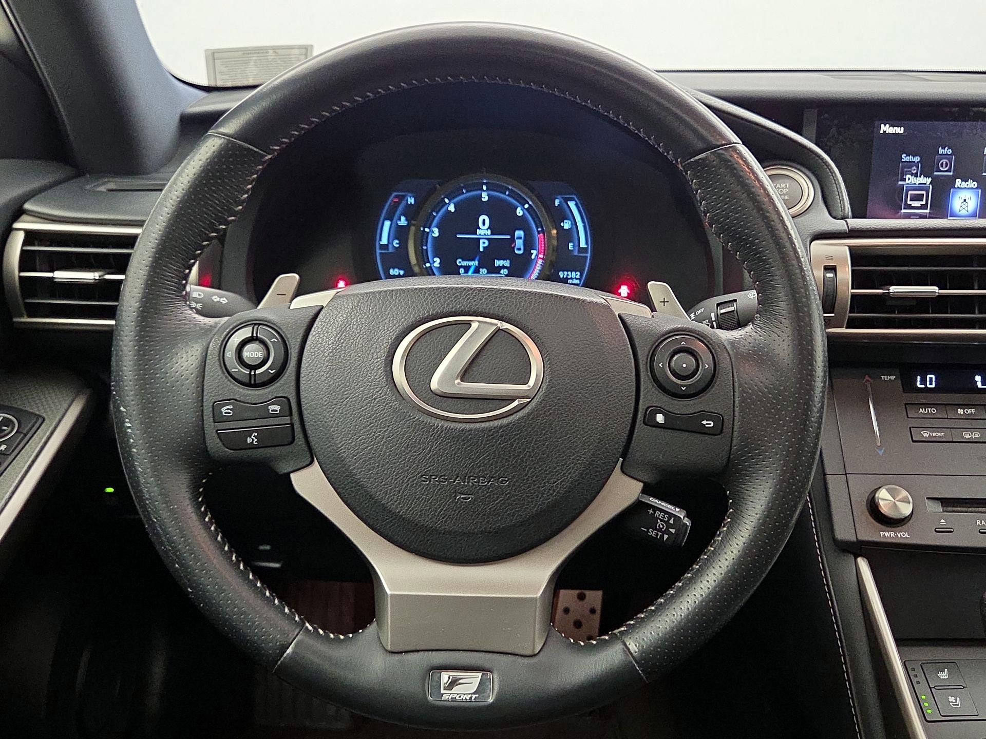 Thumbnail: 2015 Lexus IS - 10