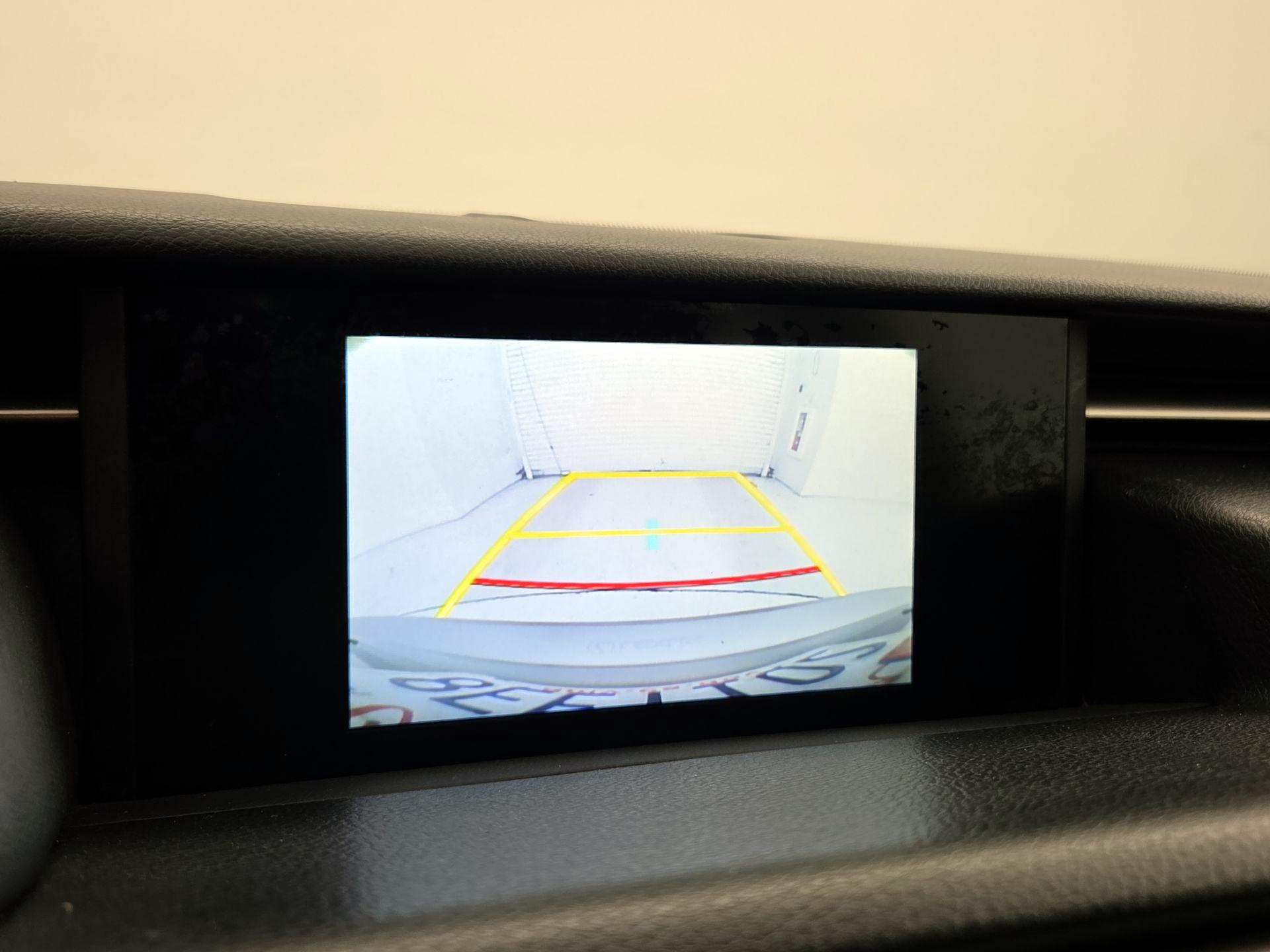 Thumbnail: 2015 Lexus IS - 14