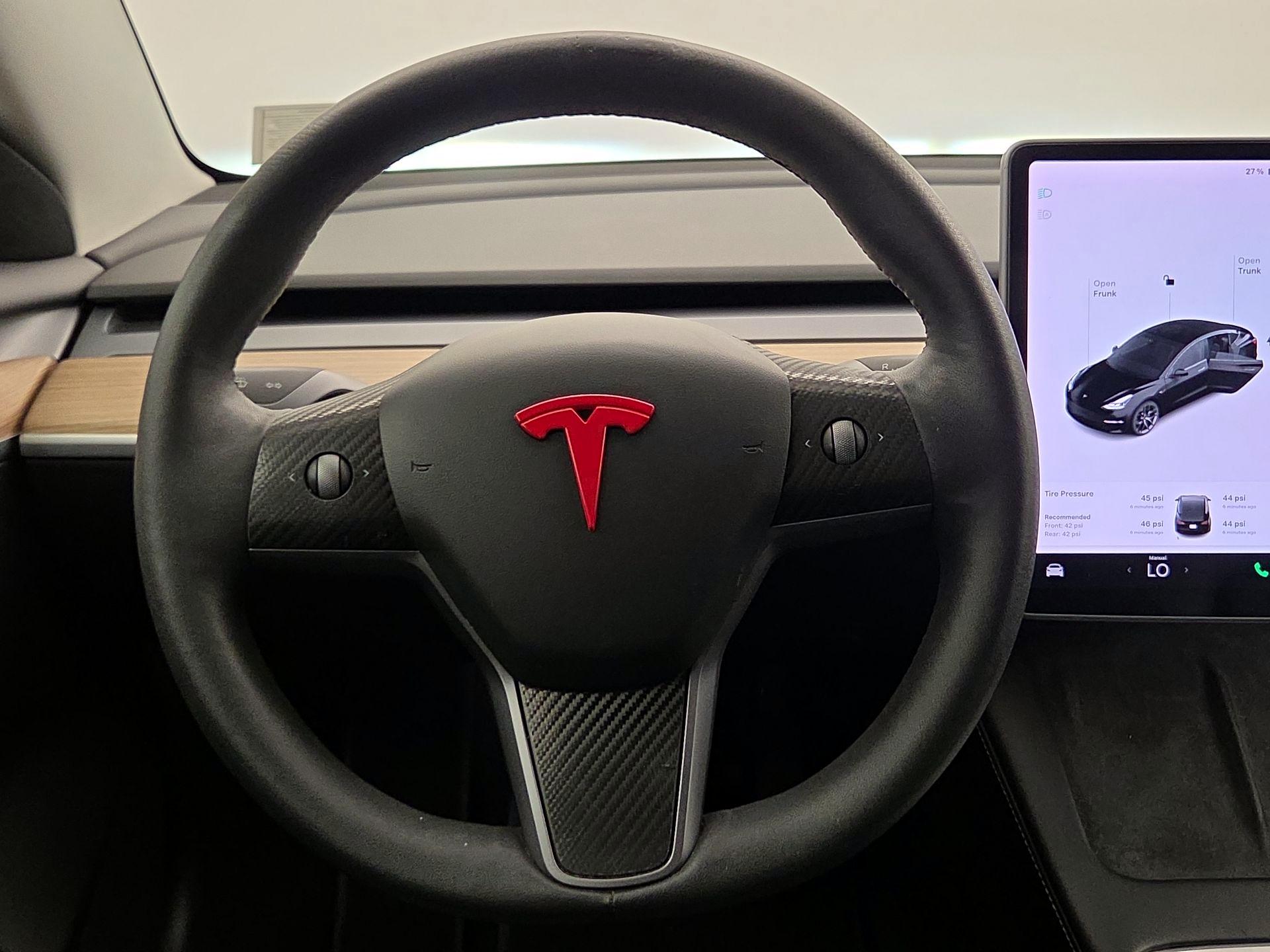 Thumbnail: 2021 Tesla Model 3 - 10