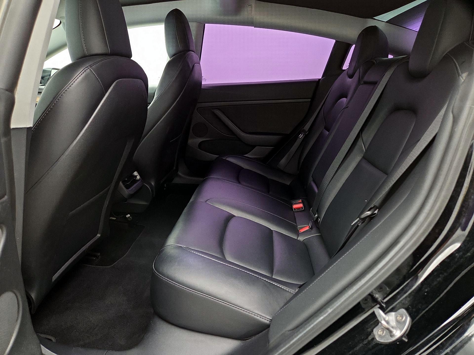 Thumbnail: 2021 Tesla Model 3 - 18