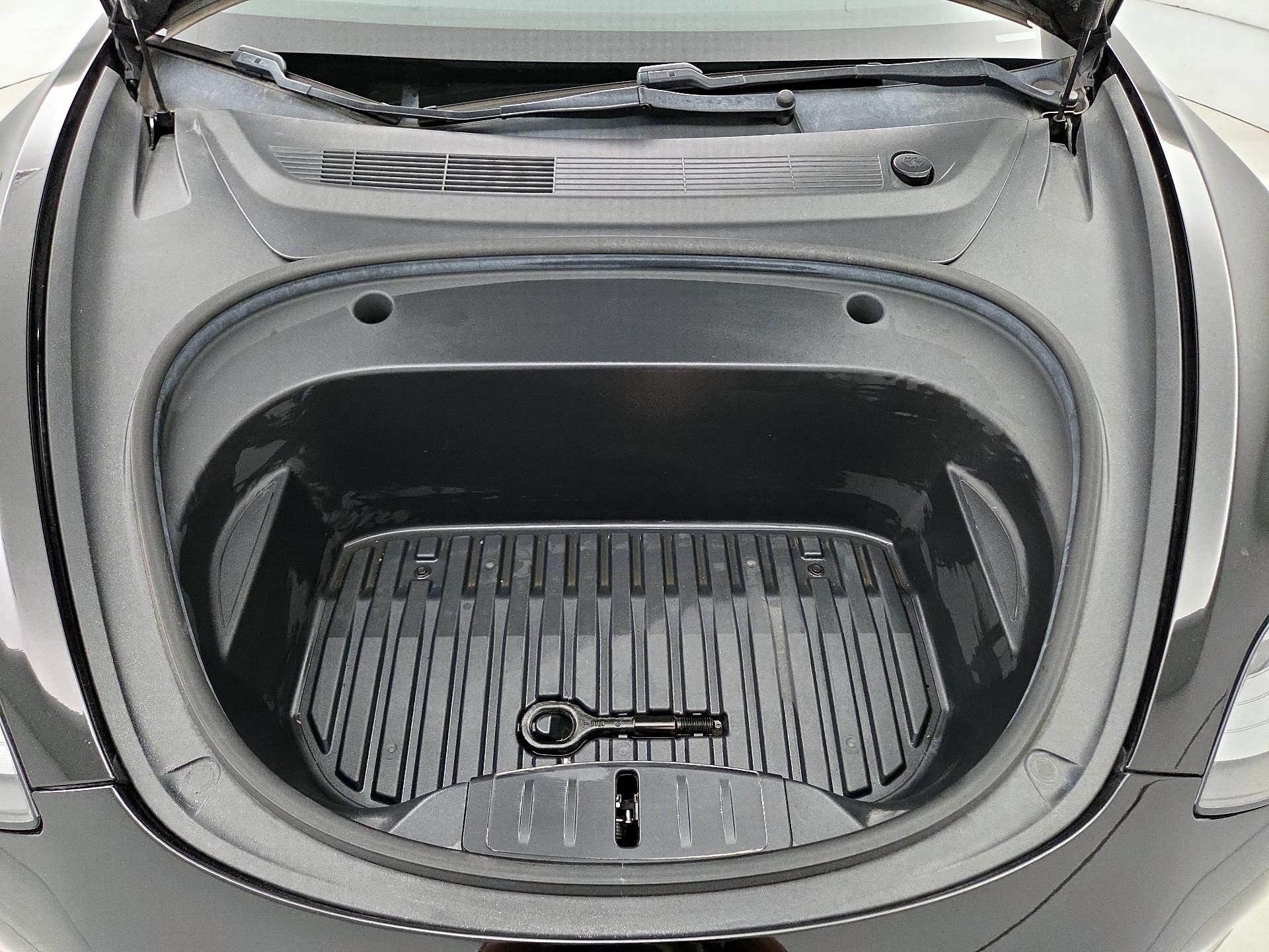 Thumbnail: 2021 Tesla Model 3 - 20