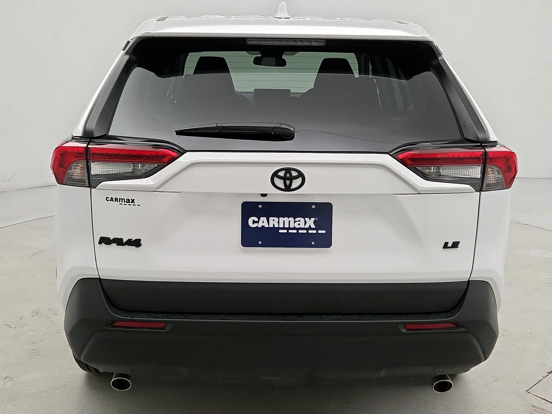 Thumbnail: 2023 Toyota RAV4 - 6