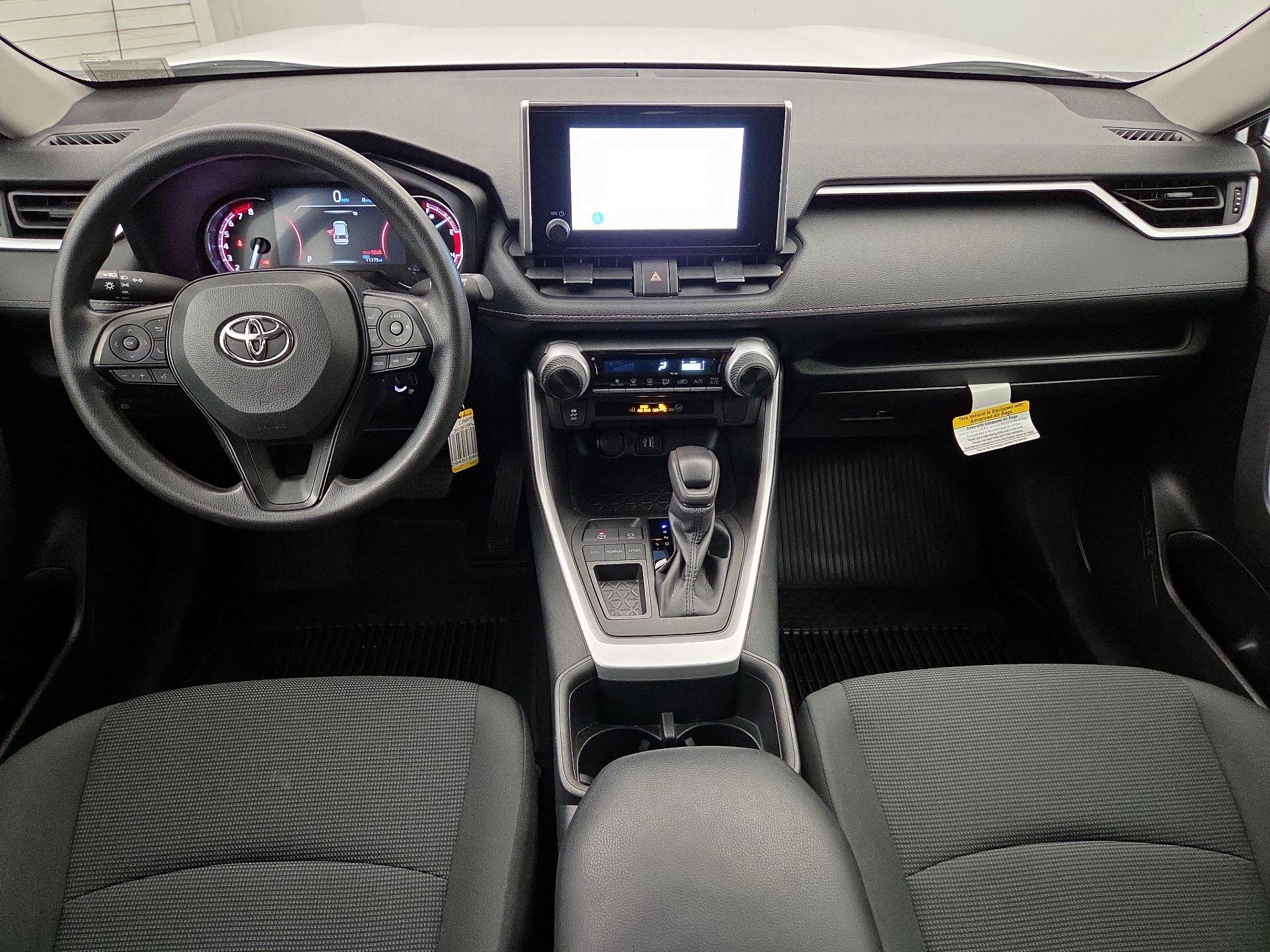 Thumbnail: 2023 Toyota RAV4 - 8