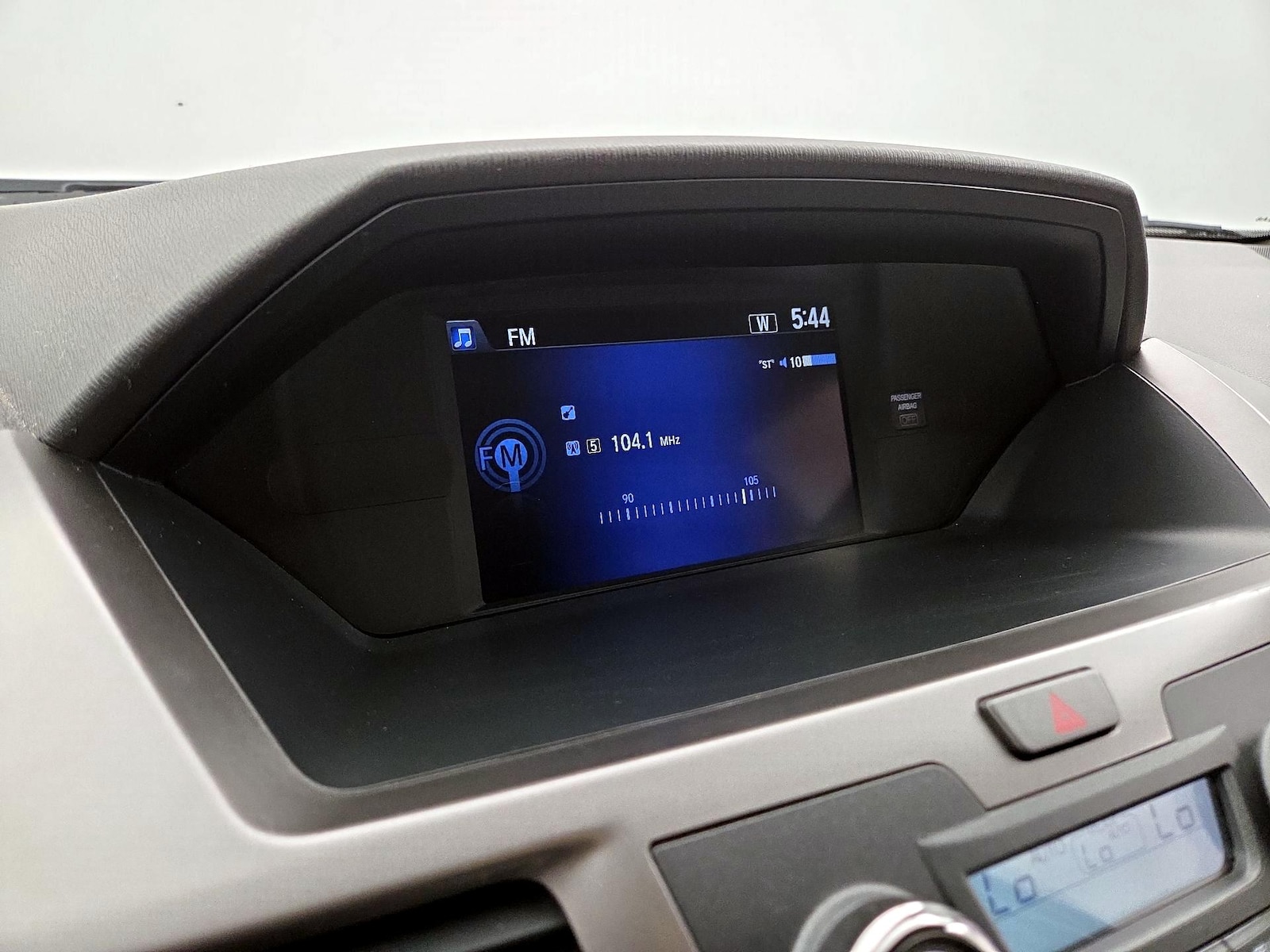 2016 Honda Odyssey SE - Photo 16