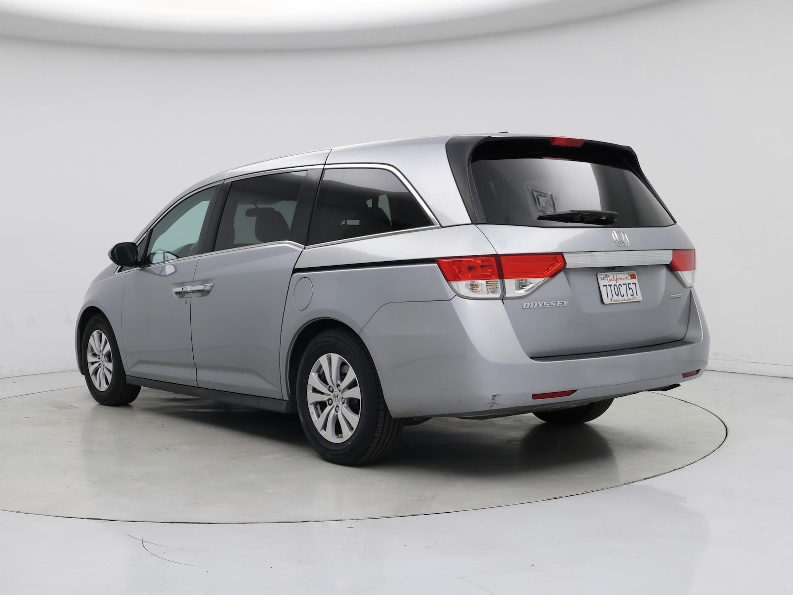 2016 Honda Odyssey SE - Photo 3