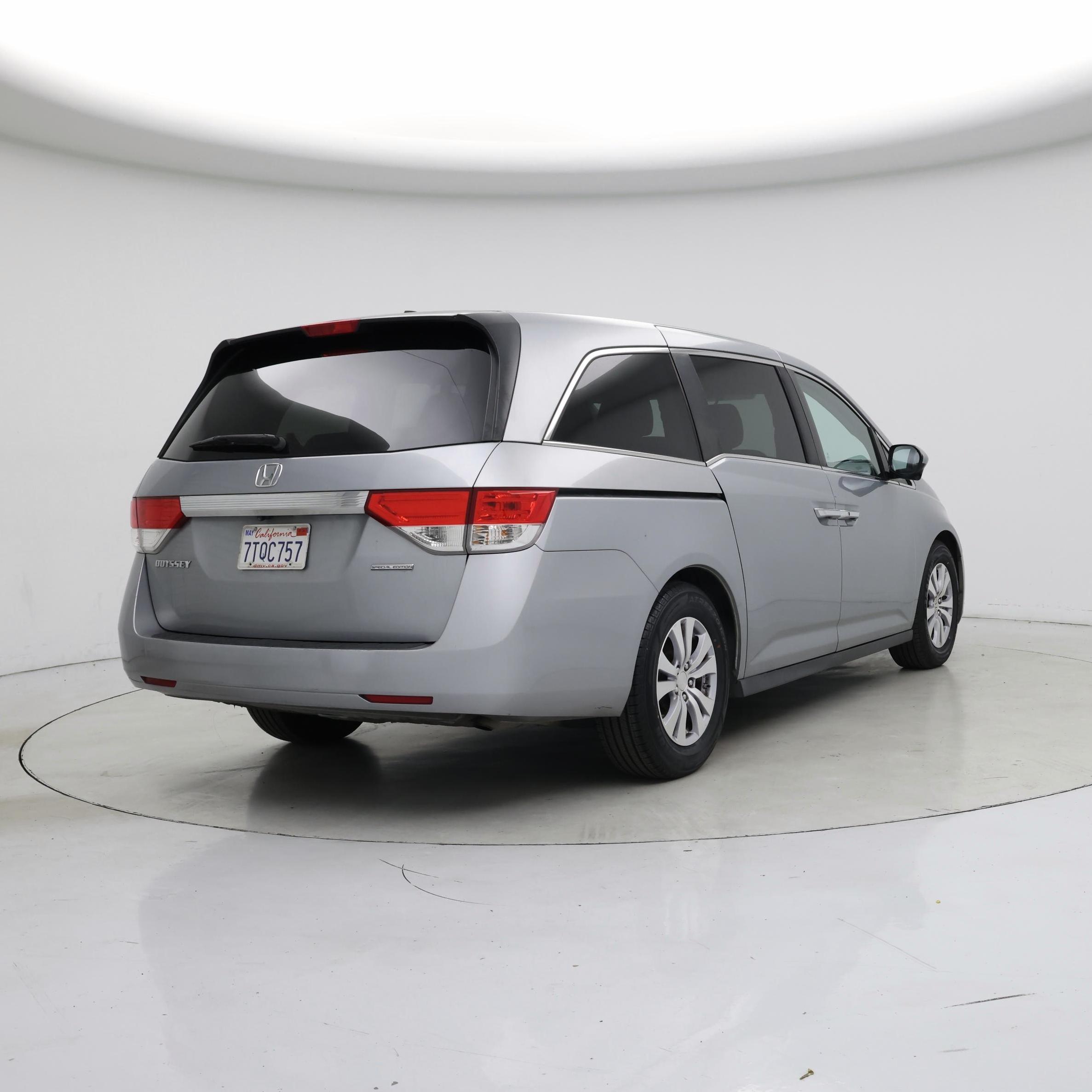 Thumbnail: 2016 Honda Odyssey - 8