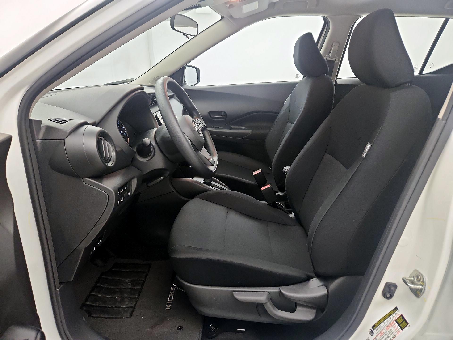 Thumbnail: 2025 Nissan Kicks - 11