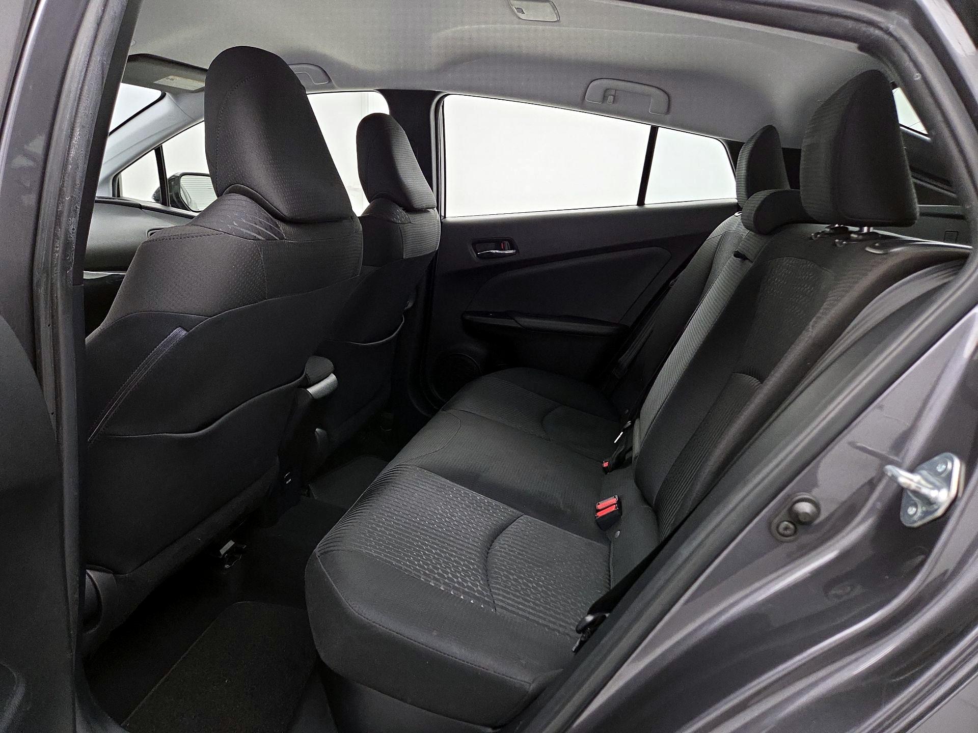 Thumbnail: 2018 Toyota Prius - 18