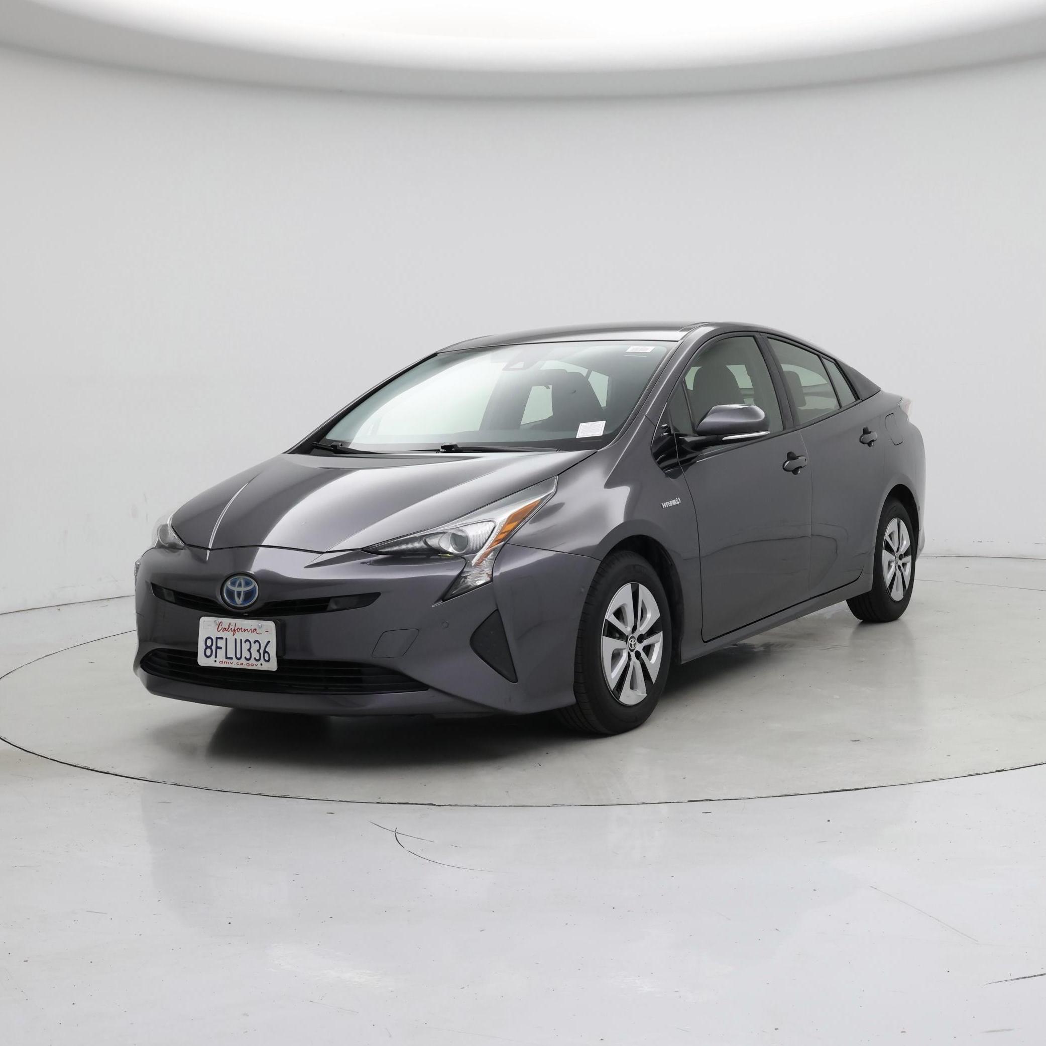 Thumbnail: 2018 Toyota Prius - 4