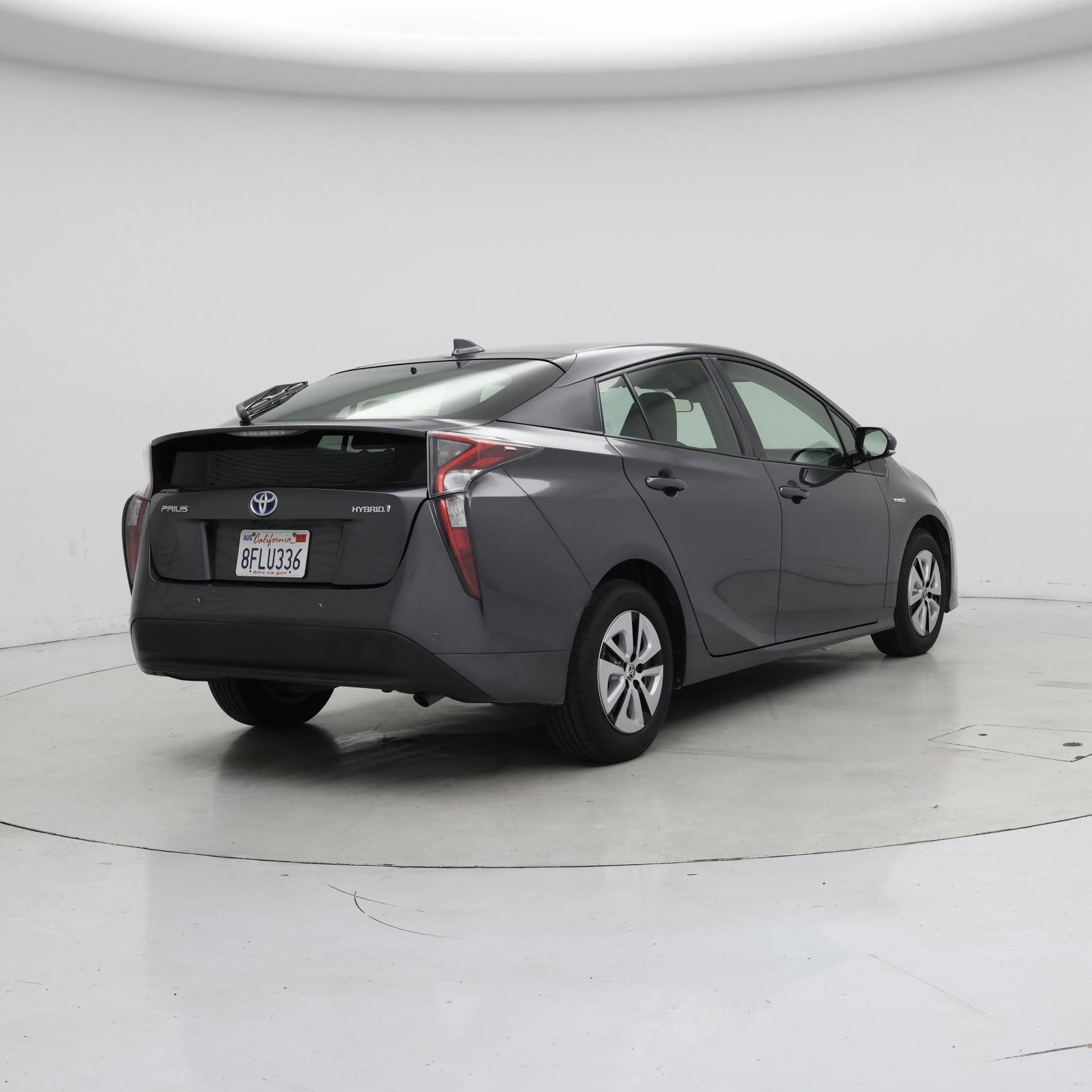Thumbnail: 2018 Toyota Prius - 8