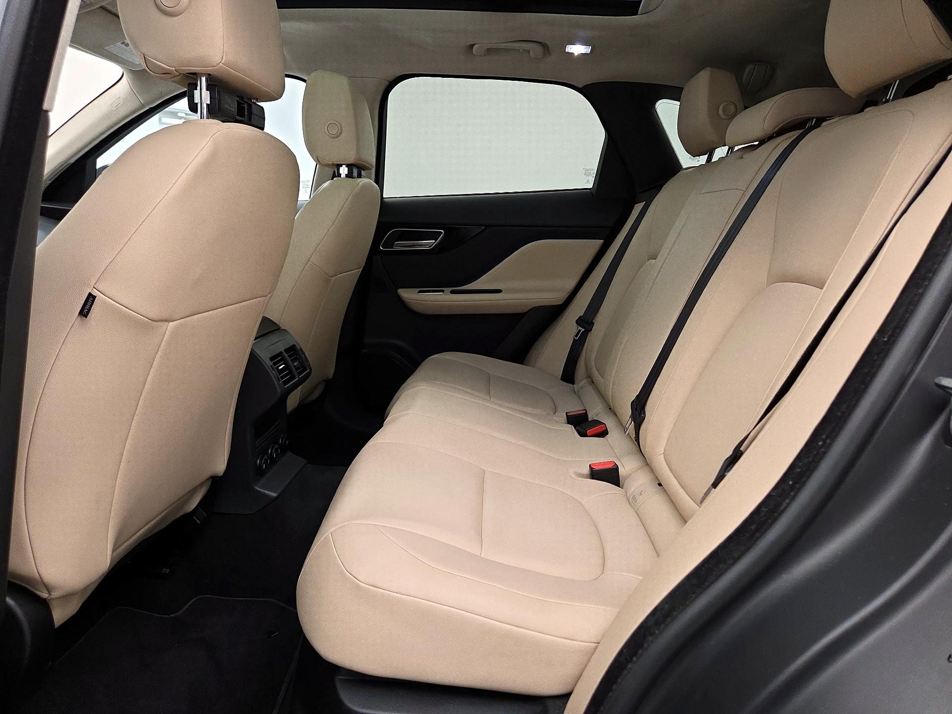 Thumbnail: 2020 Jaguar F-Pace - 20