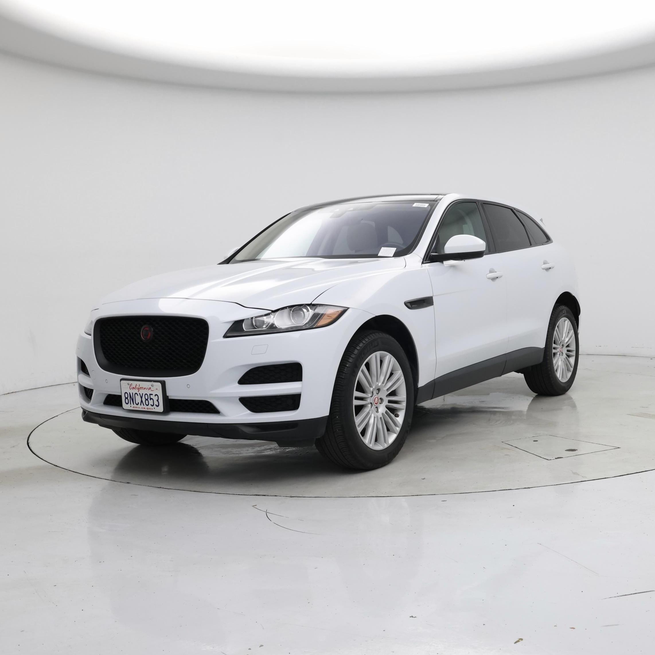 Thumbnail: 2020 Jaguar F-Pace - 4