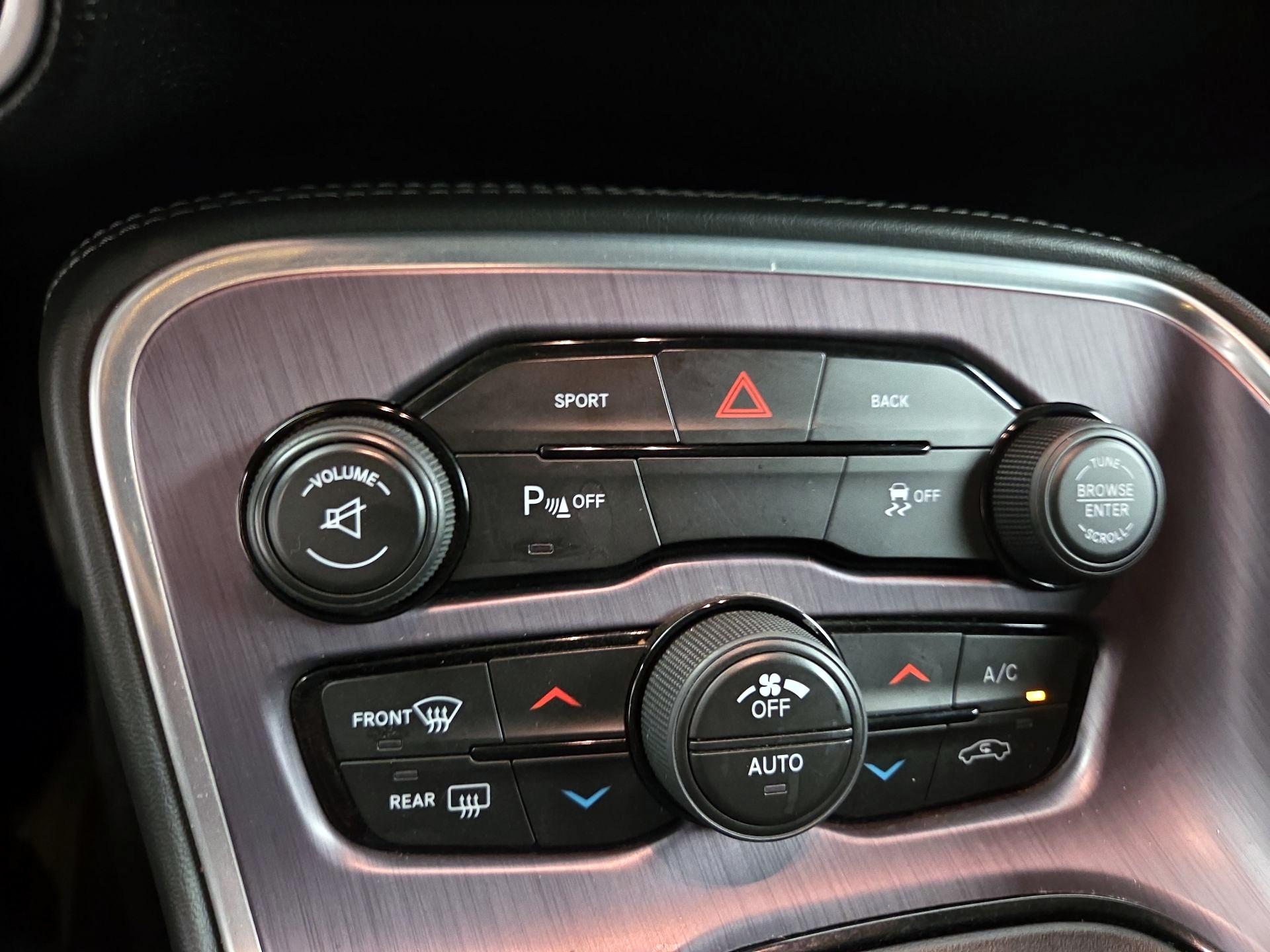 Thumbnail: 2015 Dodge Challenger - 16