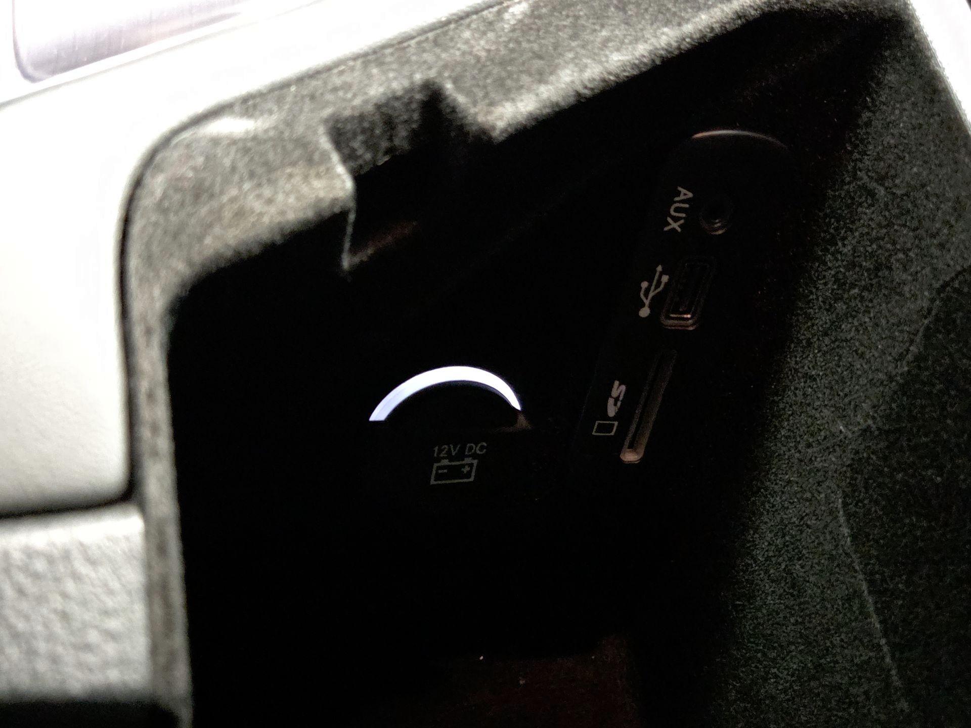 Thumbnail: 2015 Dodge Challenger - 18