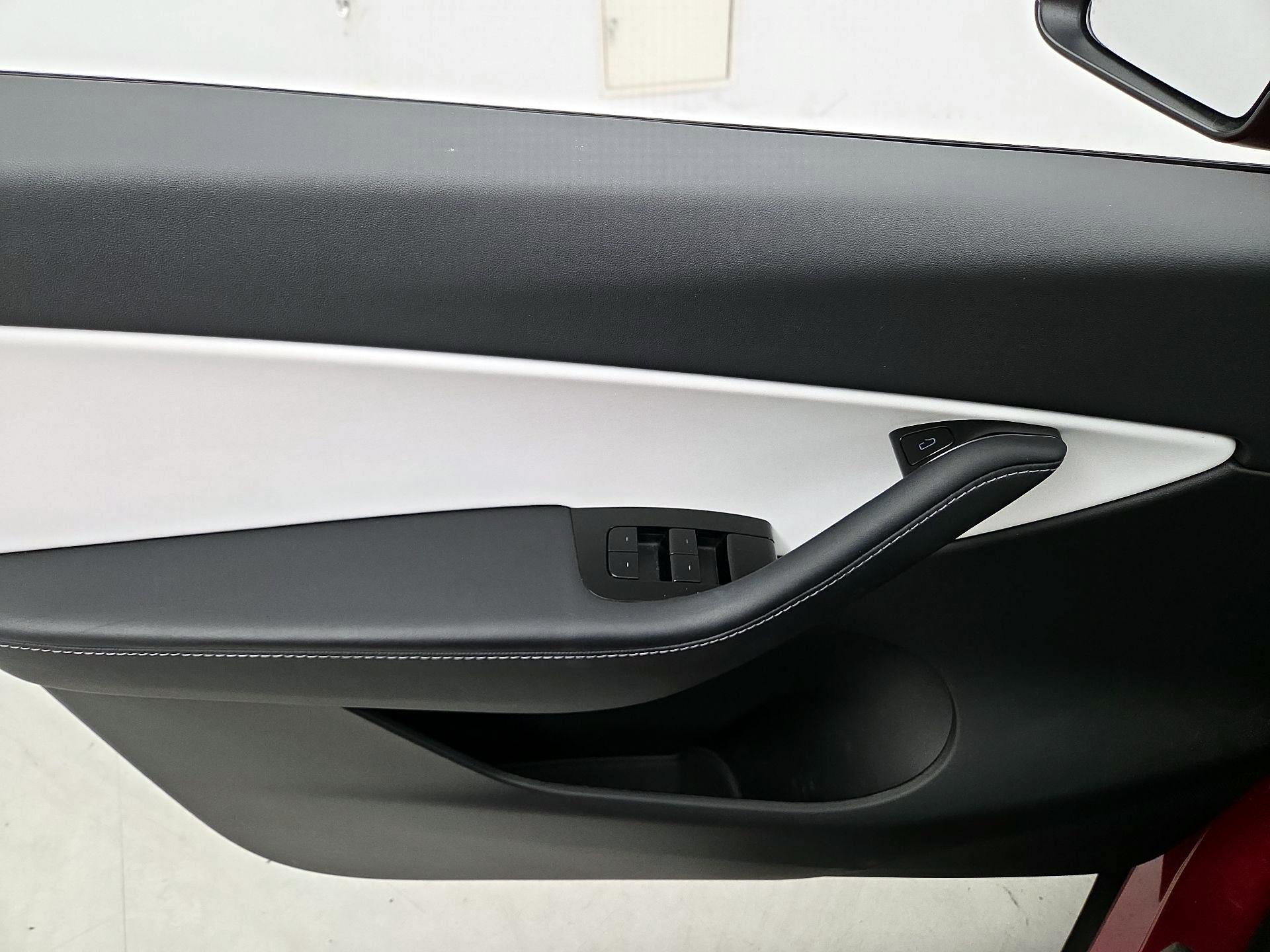 Thumbnail: 2020 Tesla Model Y - 12