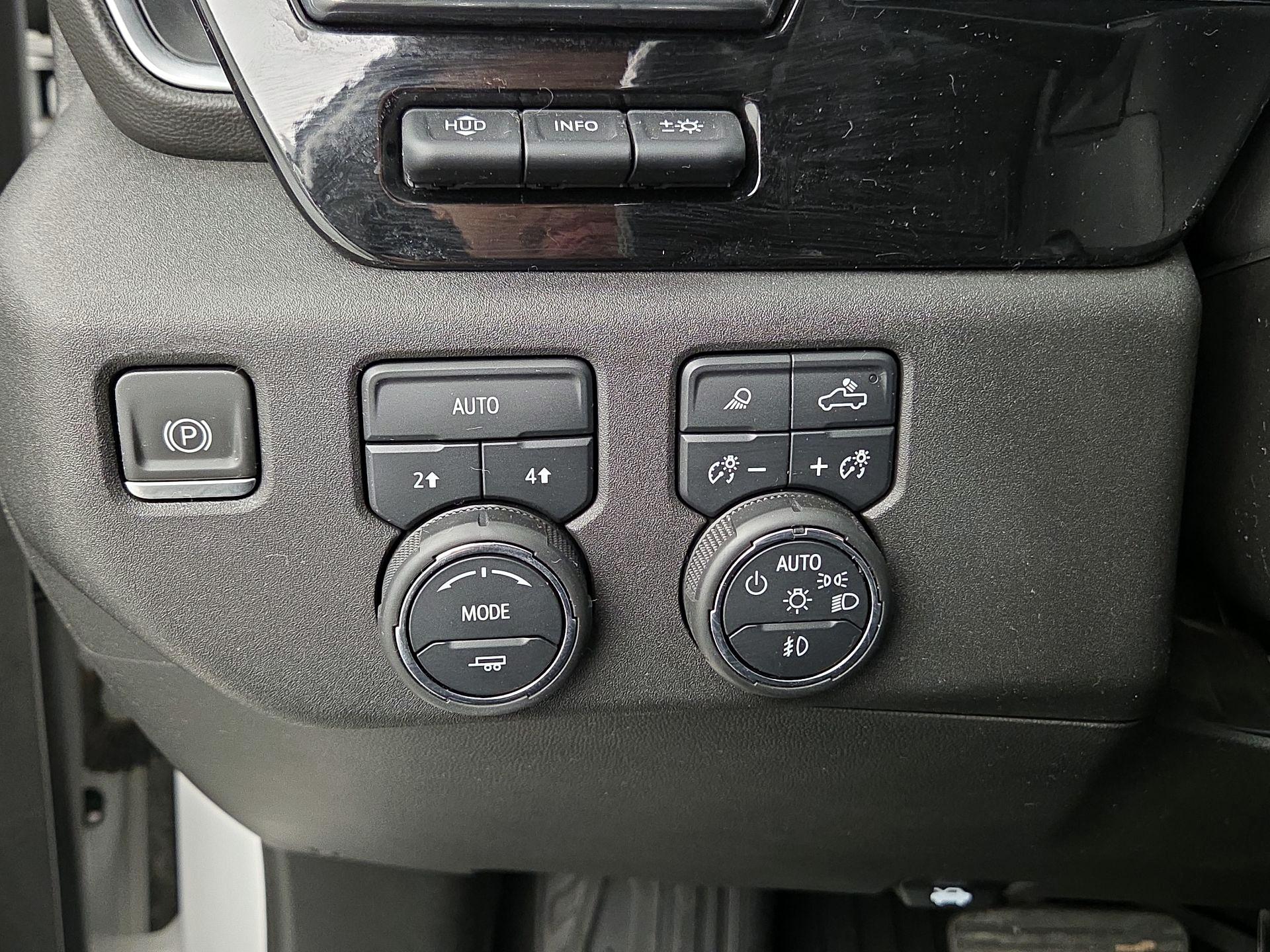 Thumbnail: 2022 Chevrolet Silverado 1500 - 13