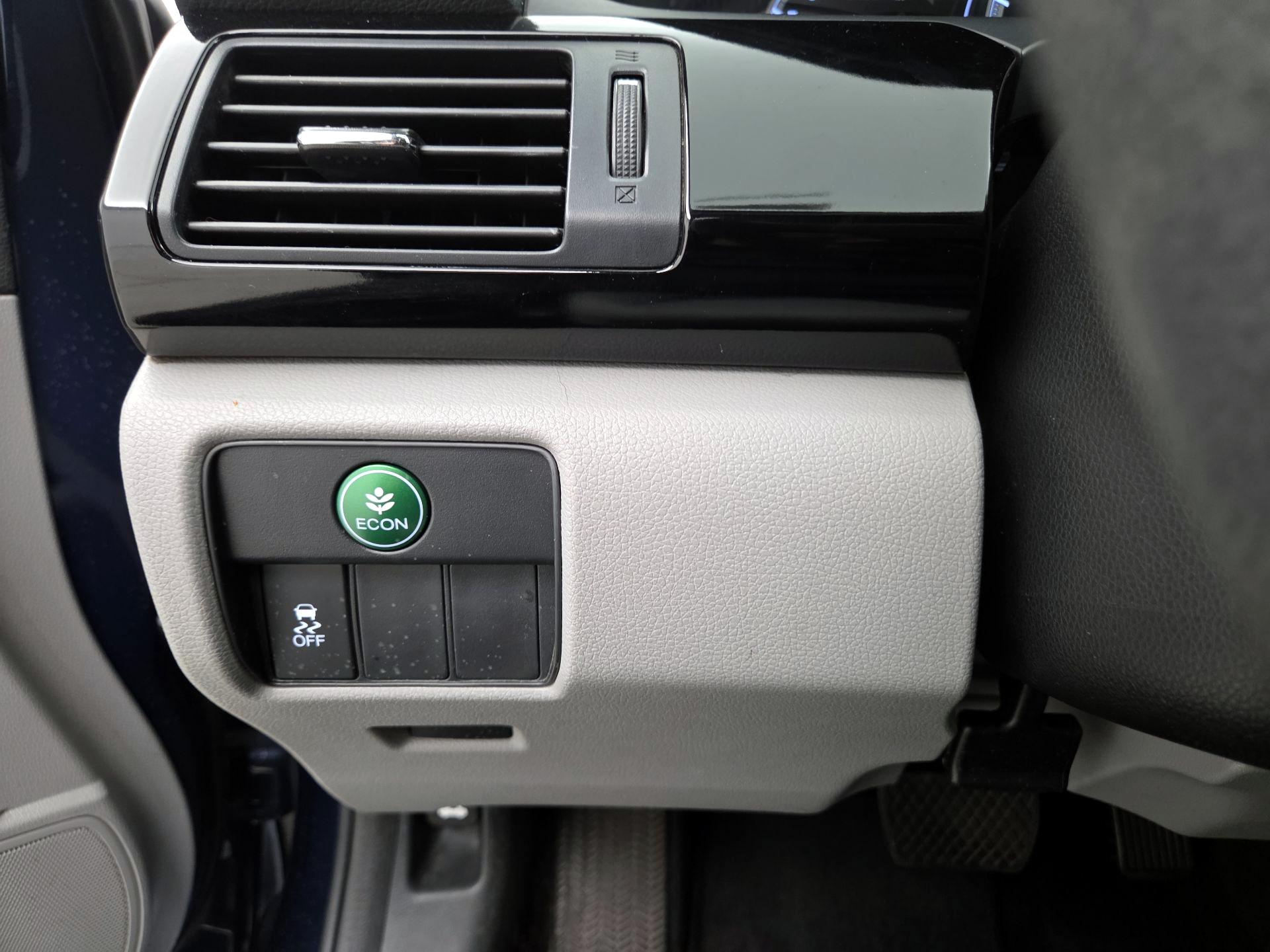 Thumbnail: 2017 Honda Accord - 13