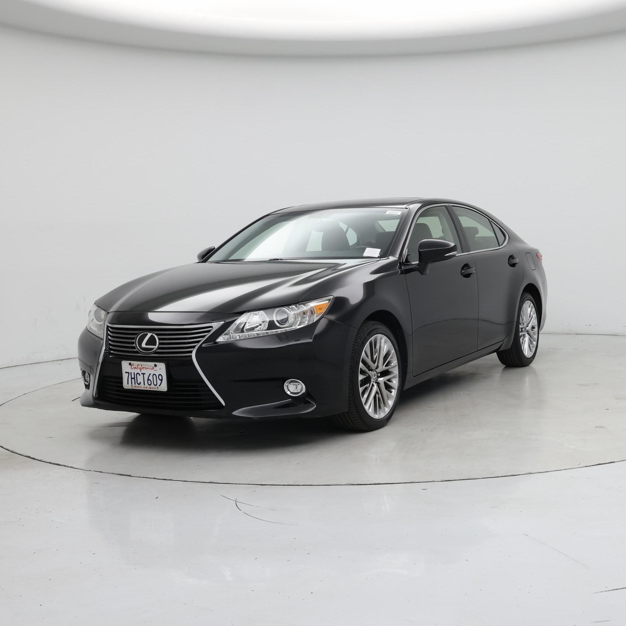 Thumbnail: 2015 Lexus ES - 4