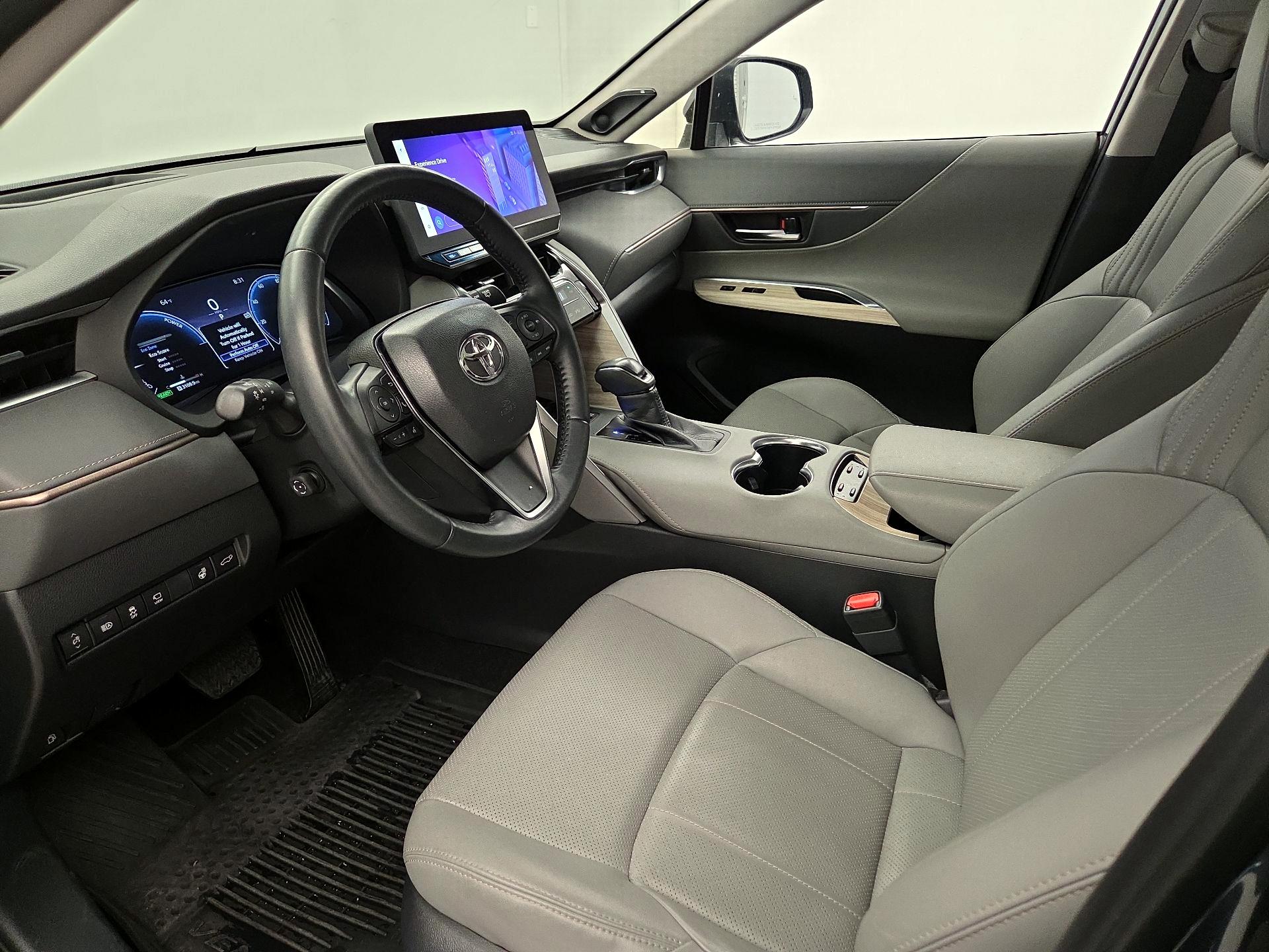 Thumbnail: 2024 Toyota Venza - 11