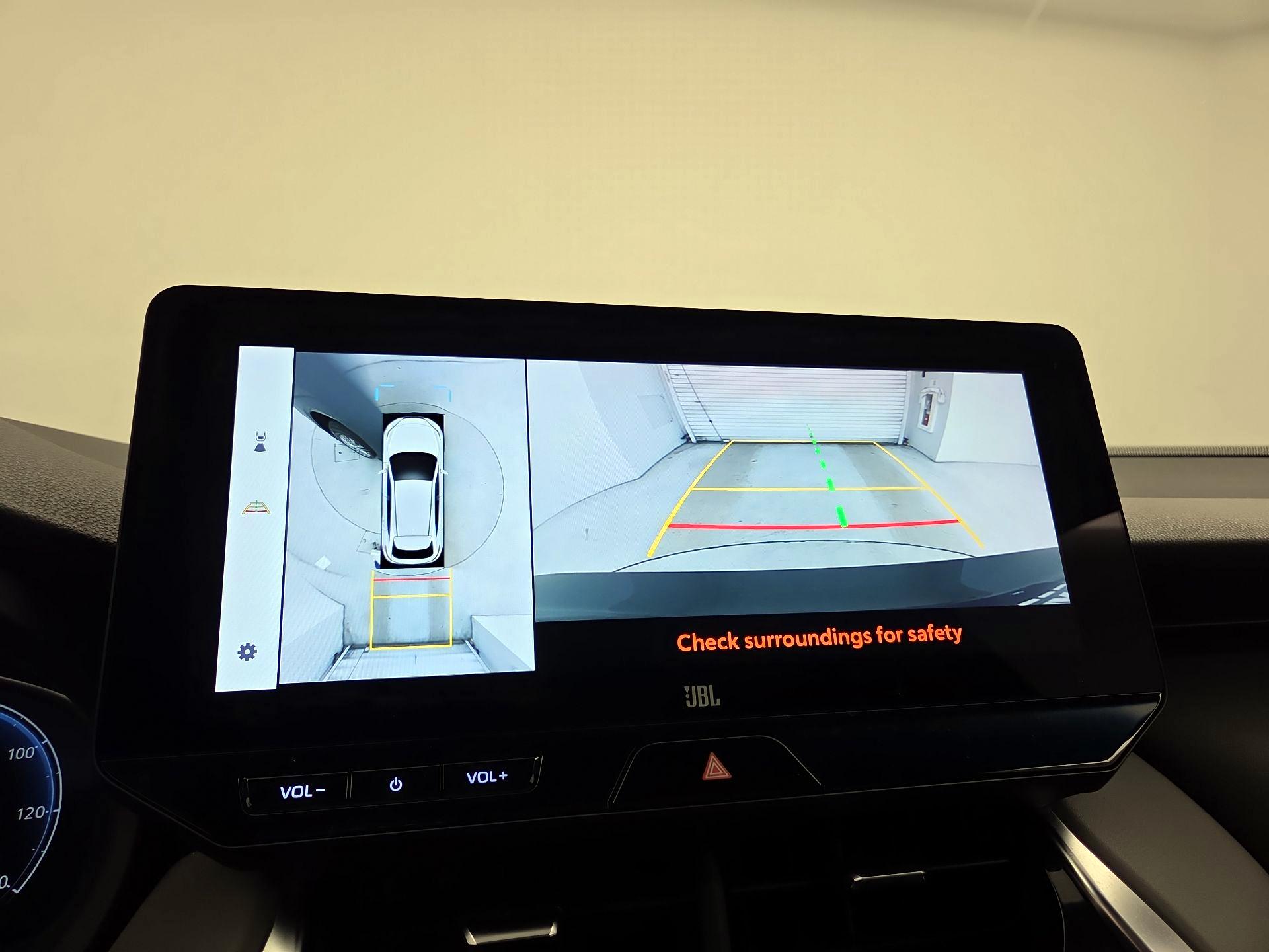 Thumbnail: 2024 Toyota Venza - 14