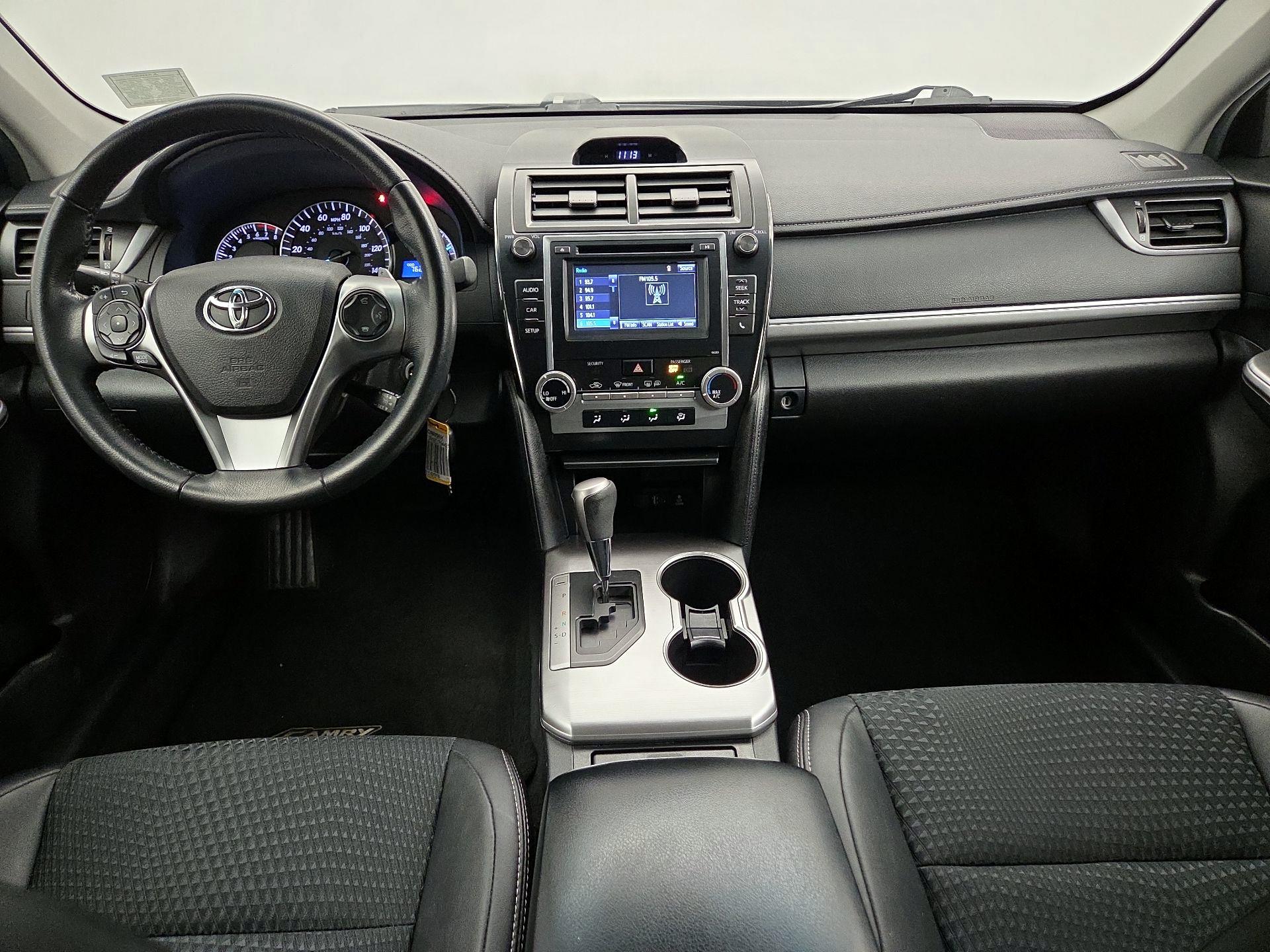 Thumbnail: 2014 Toyota Camry - 9