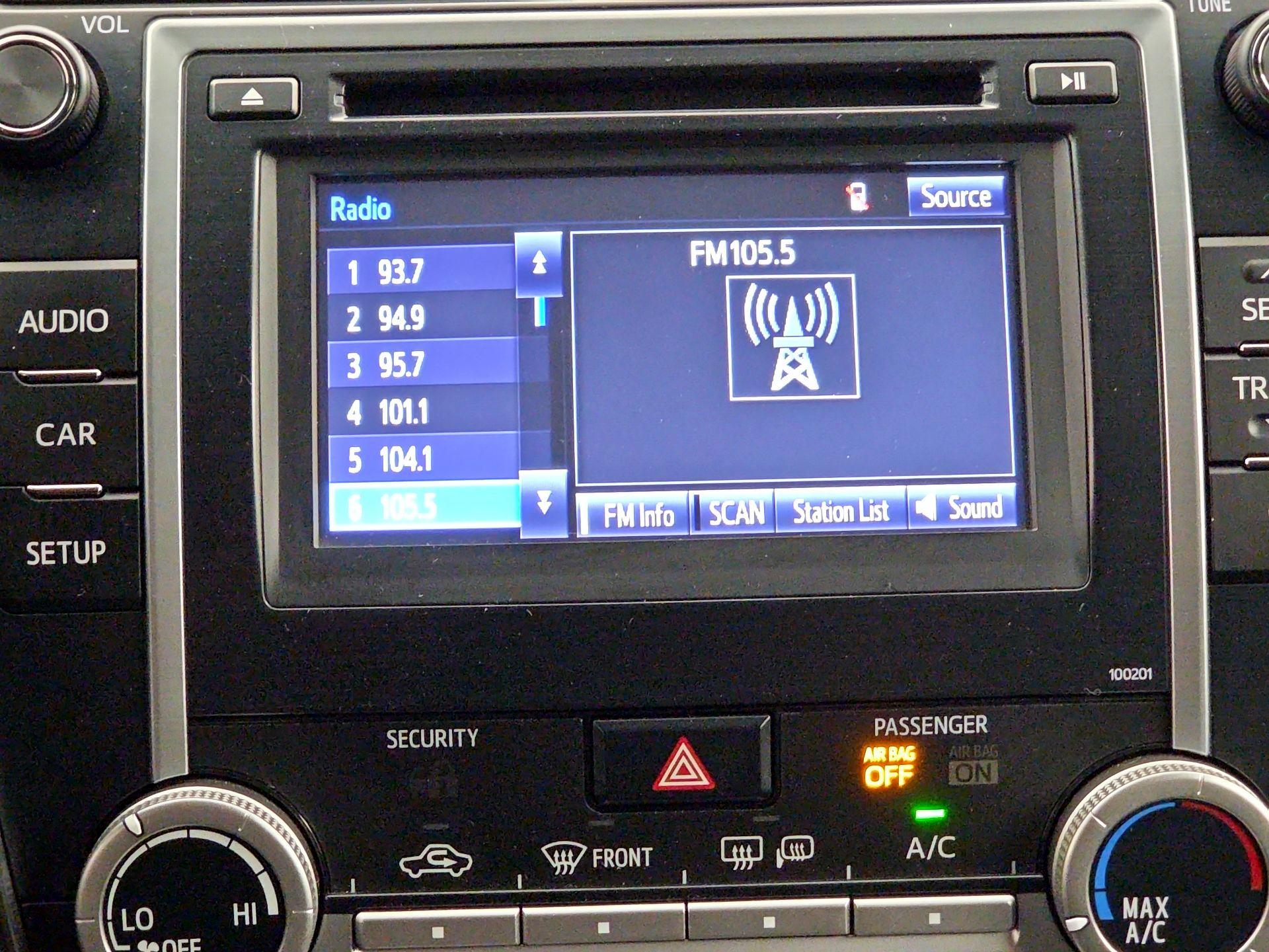 Thumbnail: 2014 Toyota Camry - 15