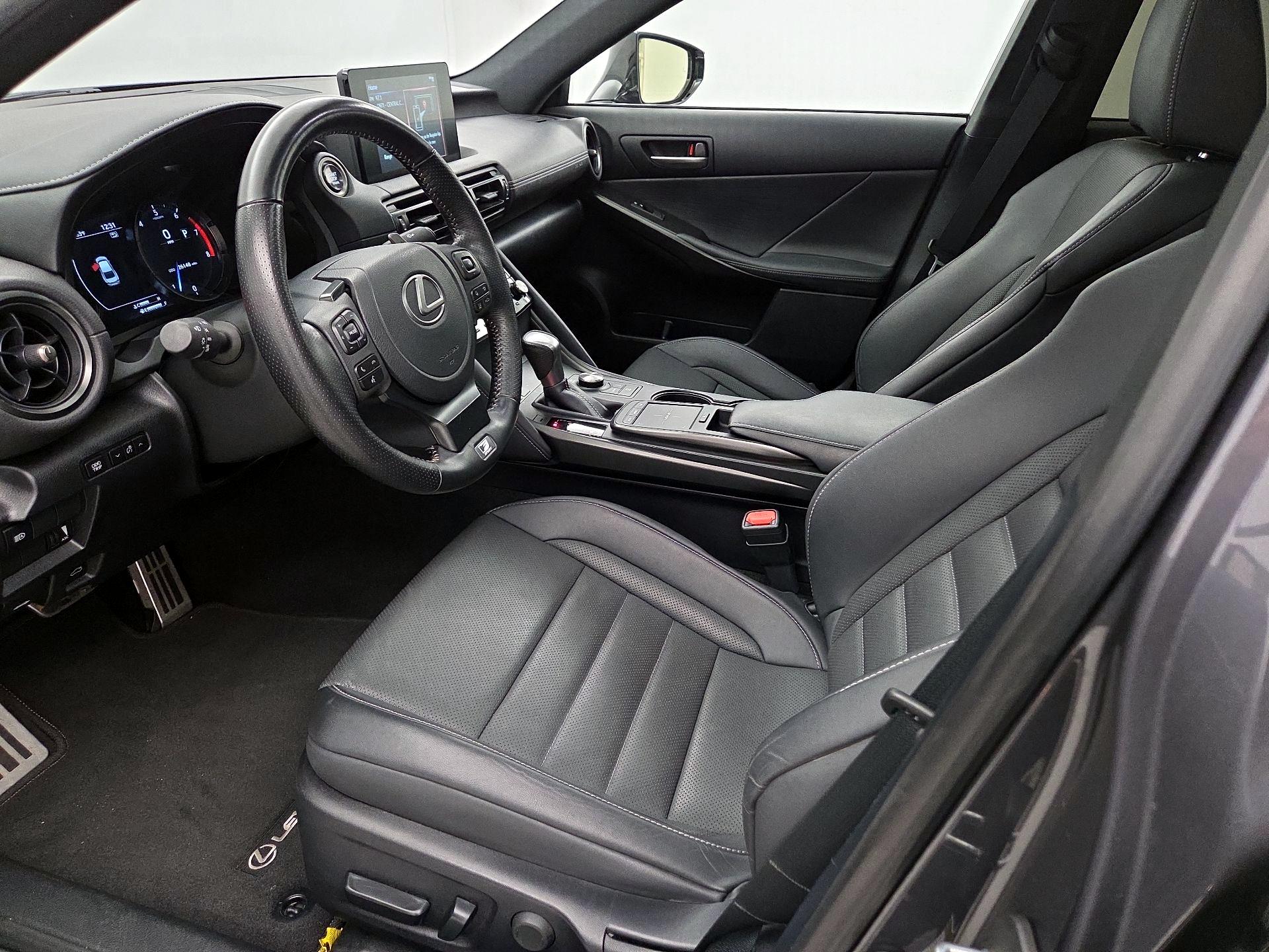 Thumbnail: 2024 Lexus IS - 11