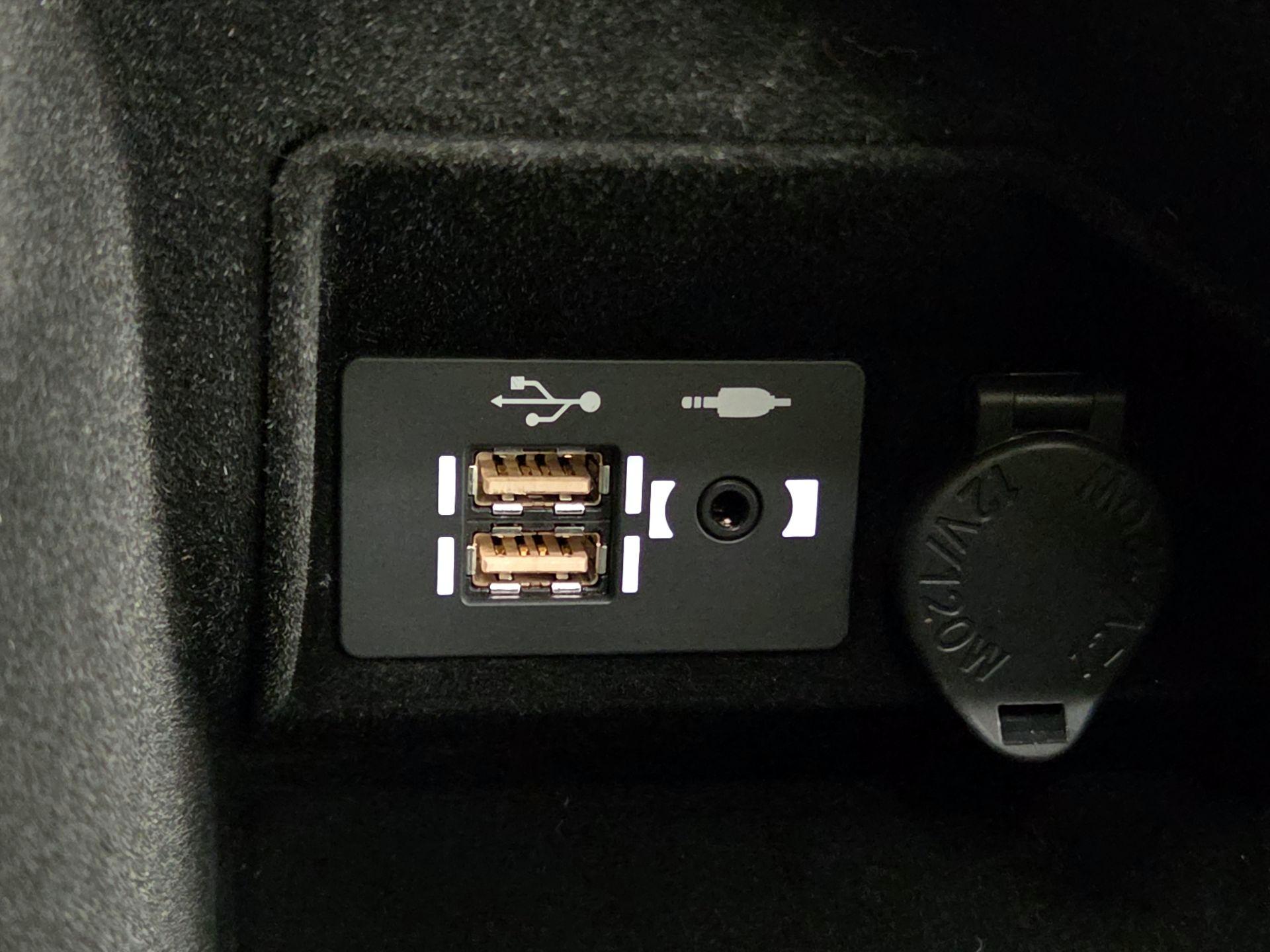 Thumbnail: 2024 Lexus IS - 18