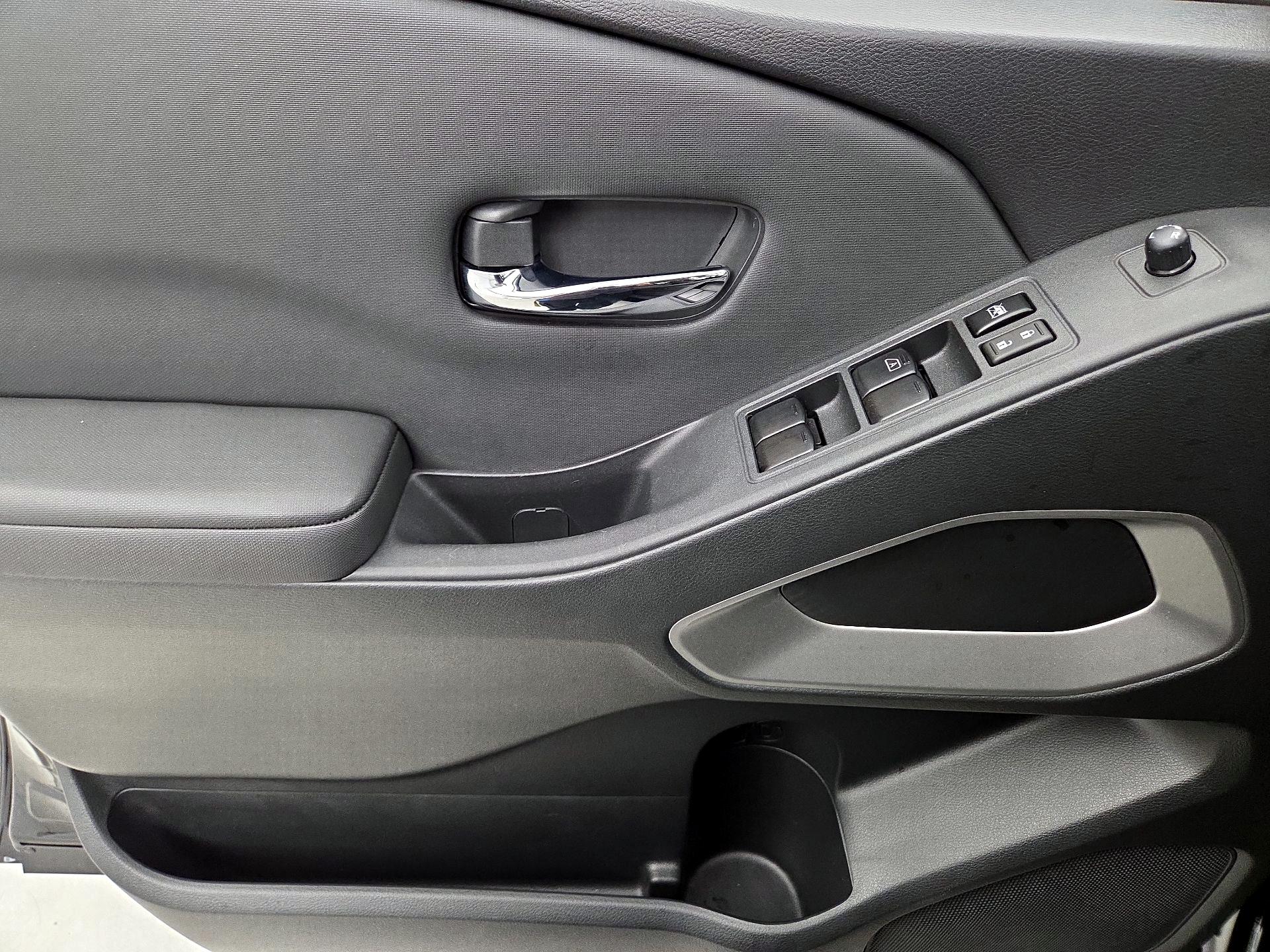 Thumbnail: 2022 Nissan Frontier - 12