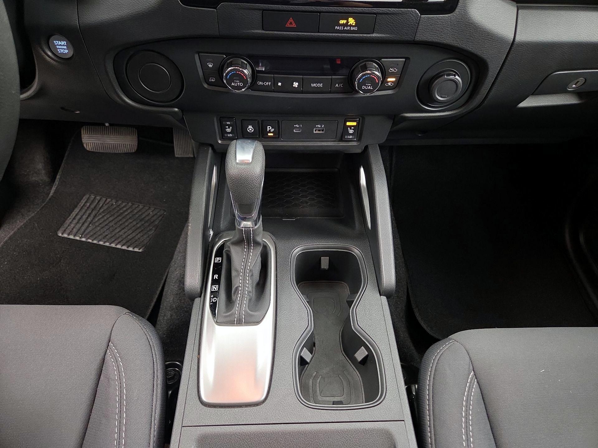 Thumbnail: 2022 Nissan Frontier - 17