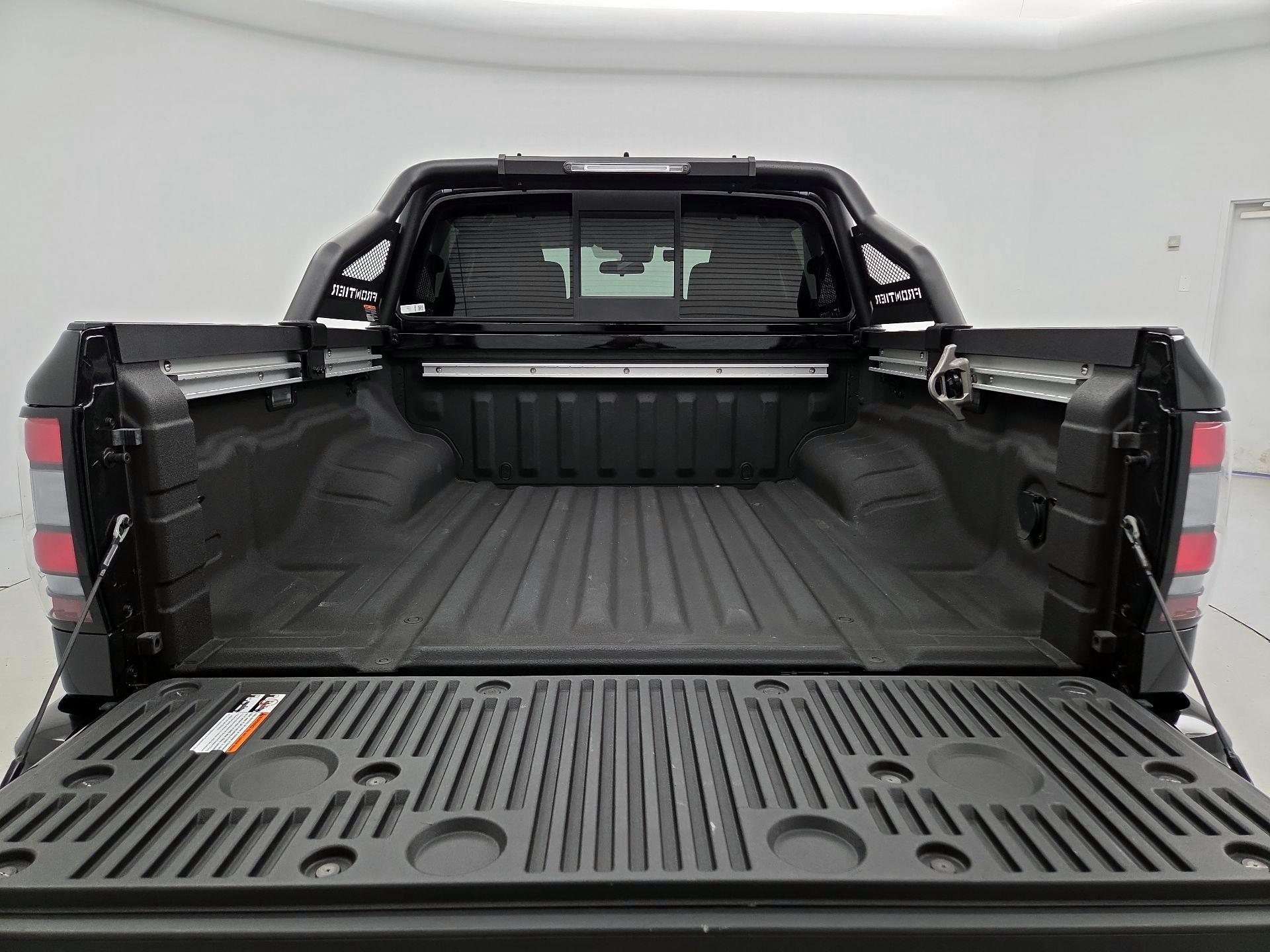 Thumbnail: 2022 Nissan Frontier - 20