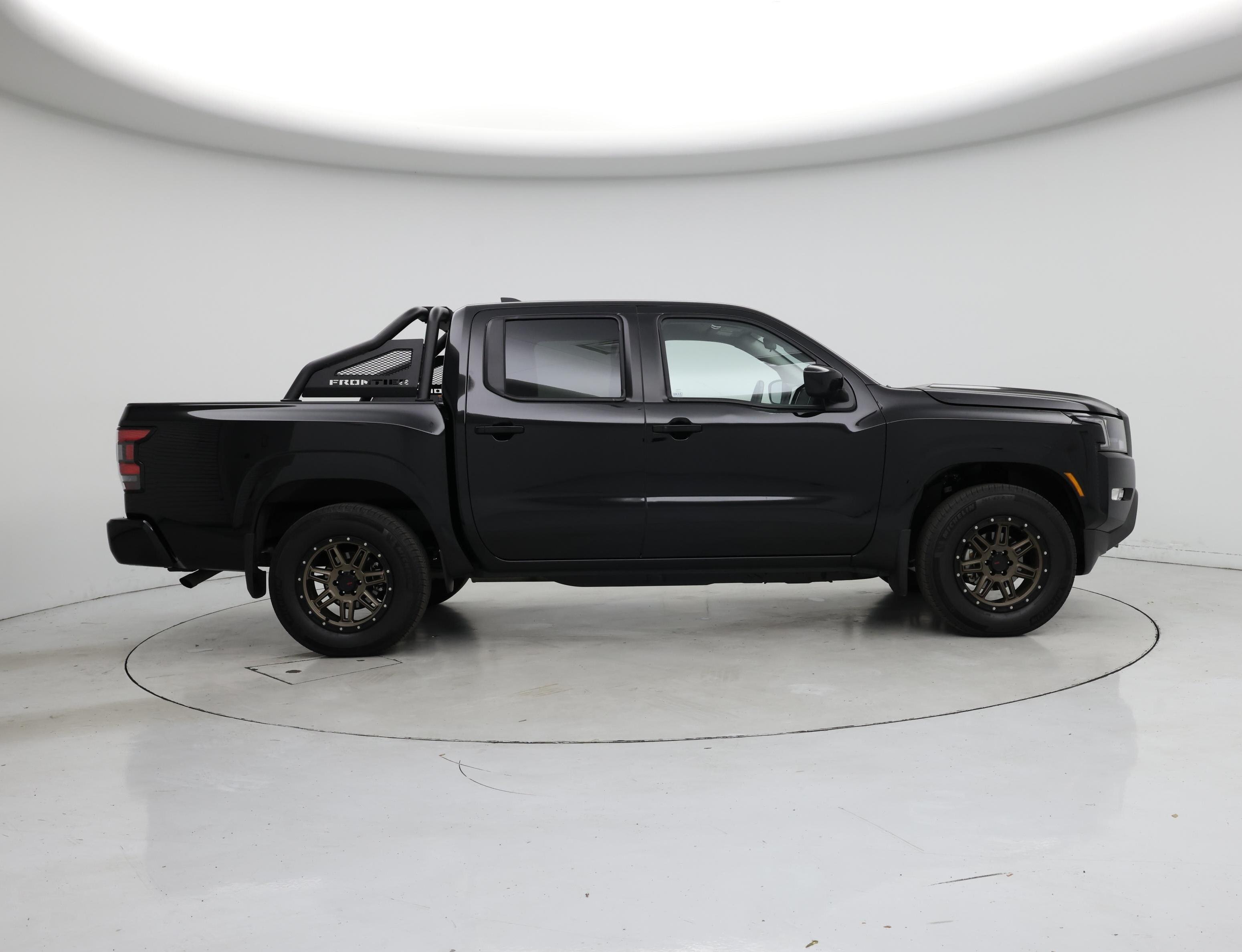 Thumbnail: 2022 Nissan Frontier - 7