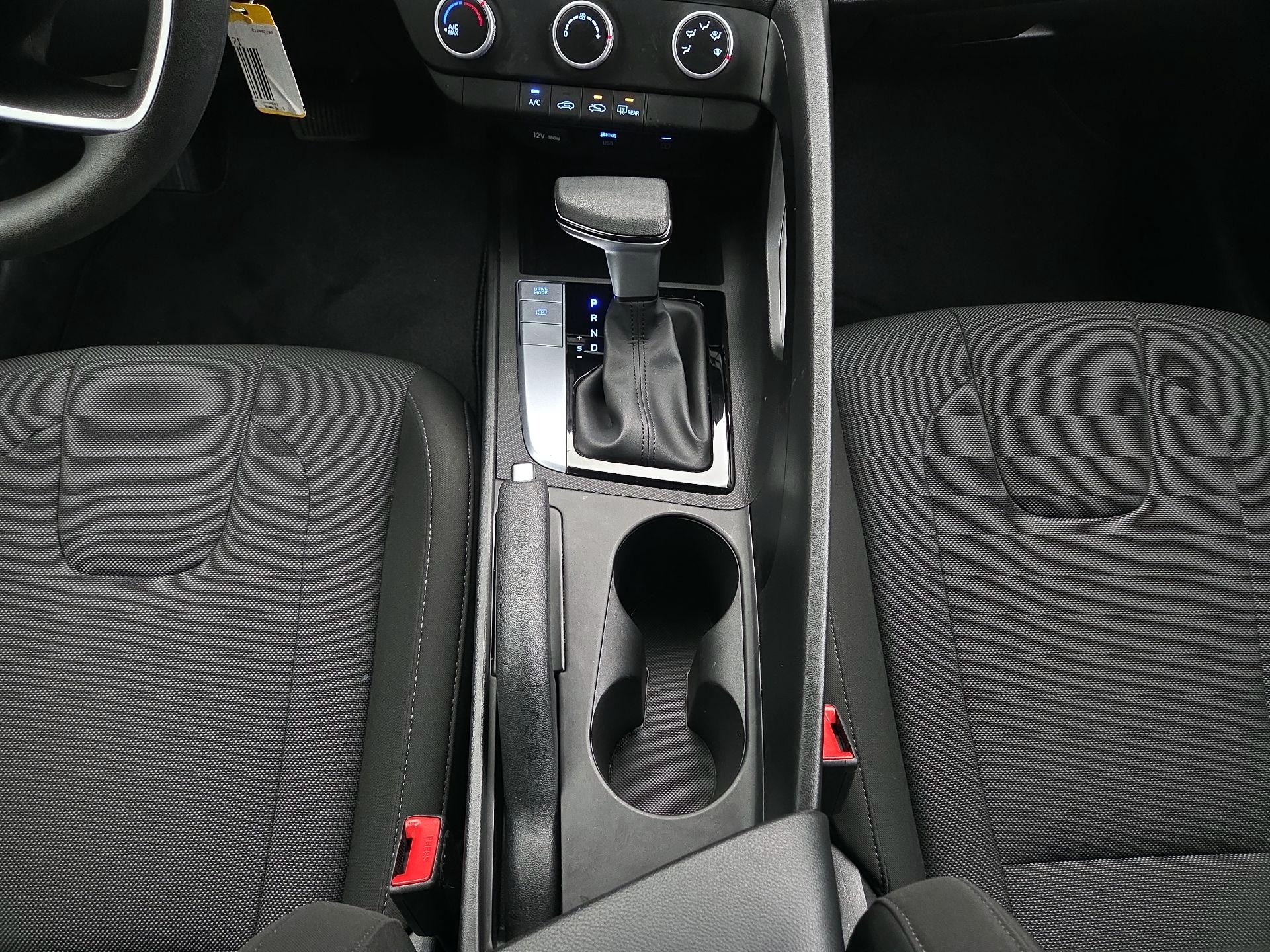 Thumbnail: 2024 Hyundai Elantra - 17