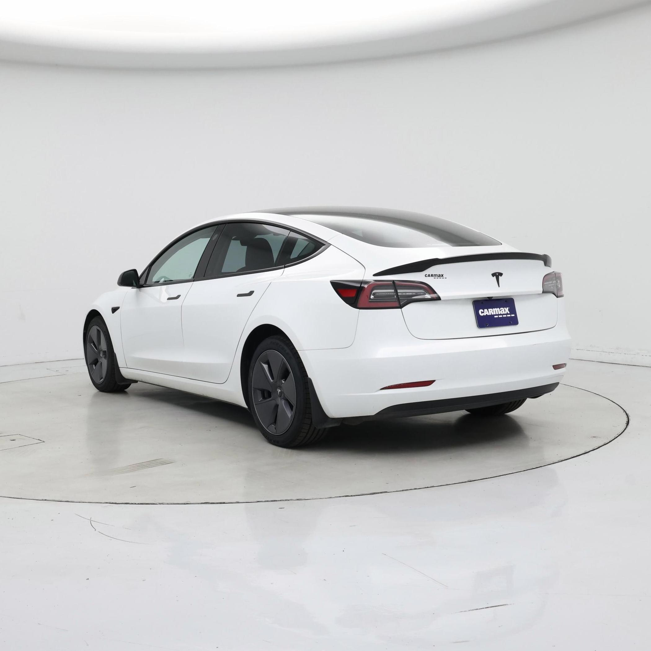 Thumbnail: 2023 Tesla Model 3 - 2