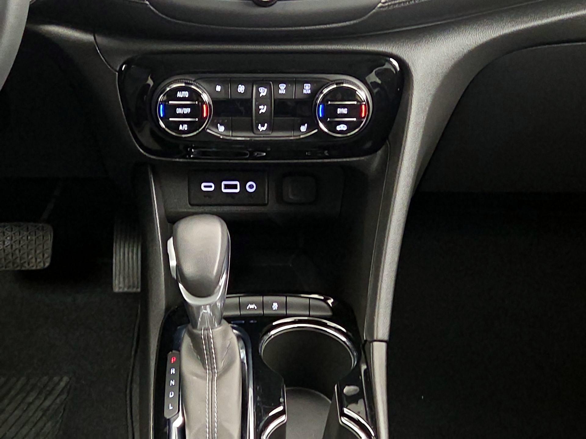 Thumbnail: 2023 Buick Encore GX - 16