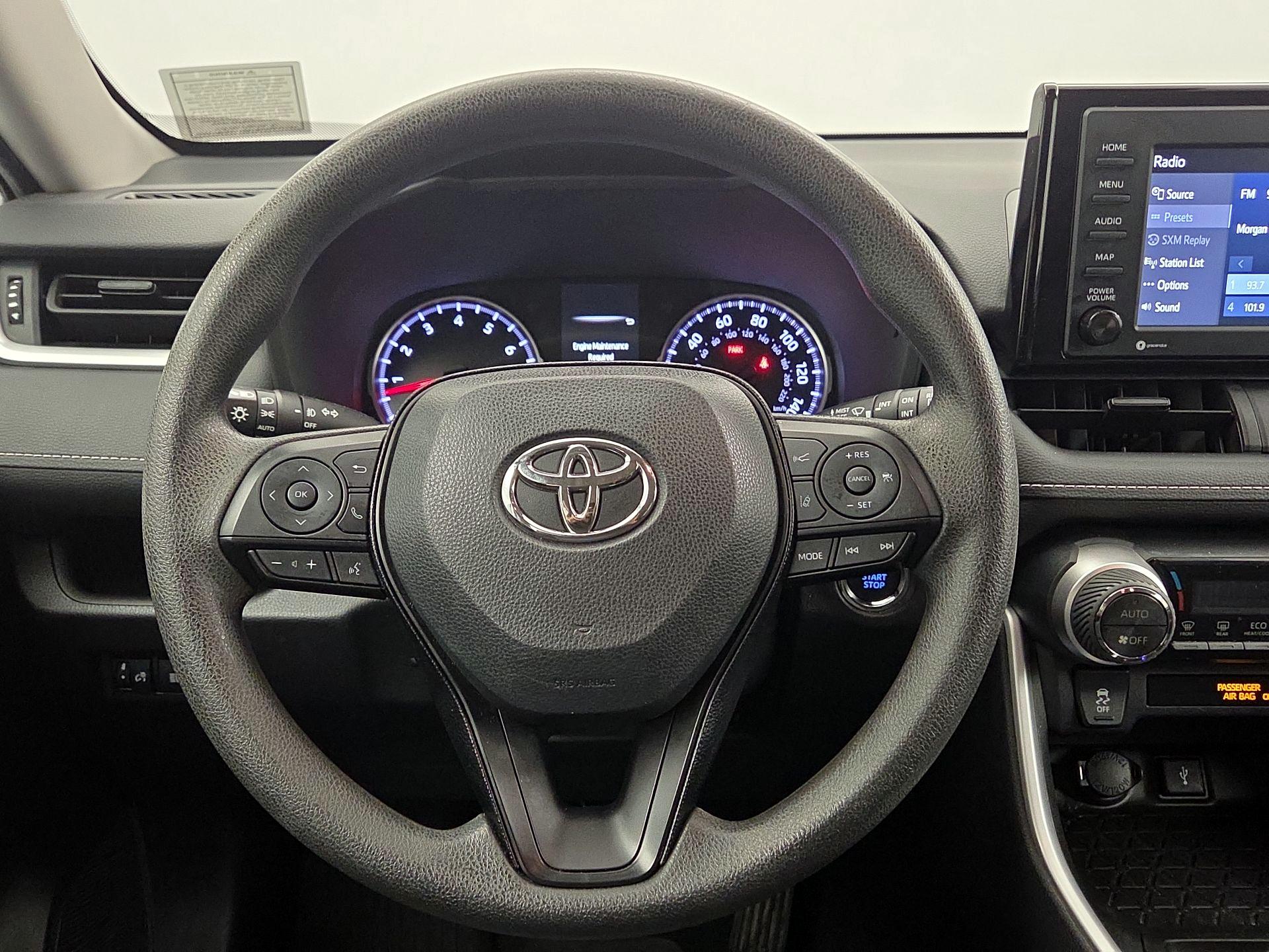 Thumbnail: 2020 Toyota RAV4 - 10