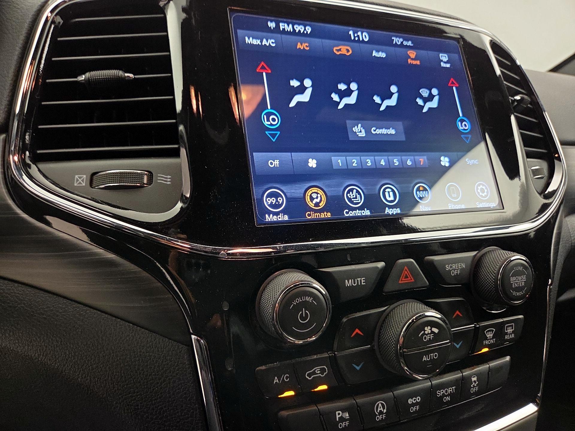 Thumbnail: 2021 Jeep Grand Cherokee - 17