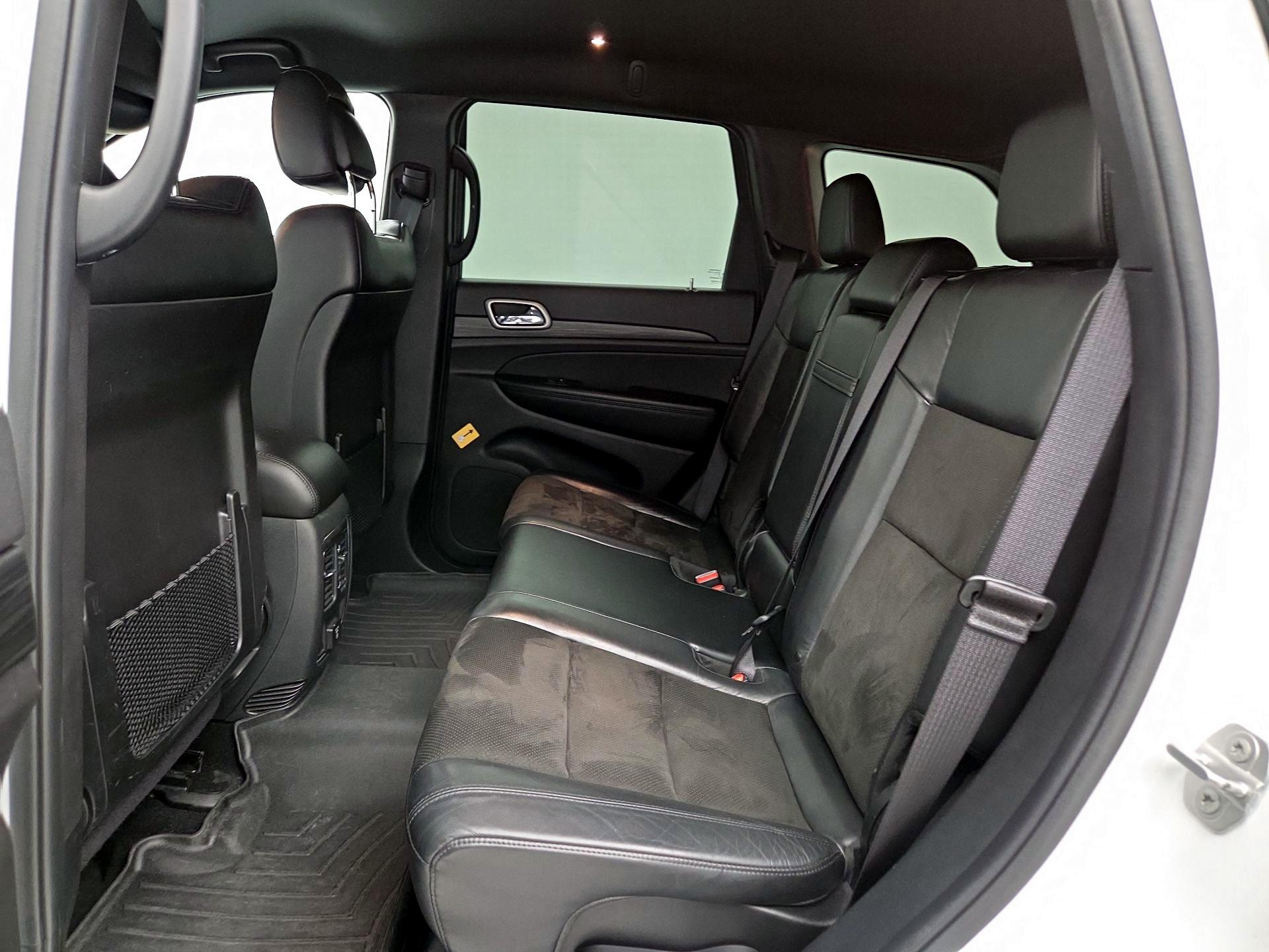 Thumbnail: 2021 Jeep Grand Cherokee - 20