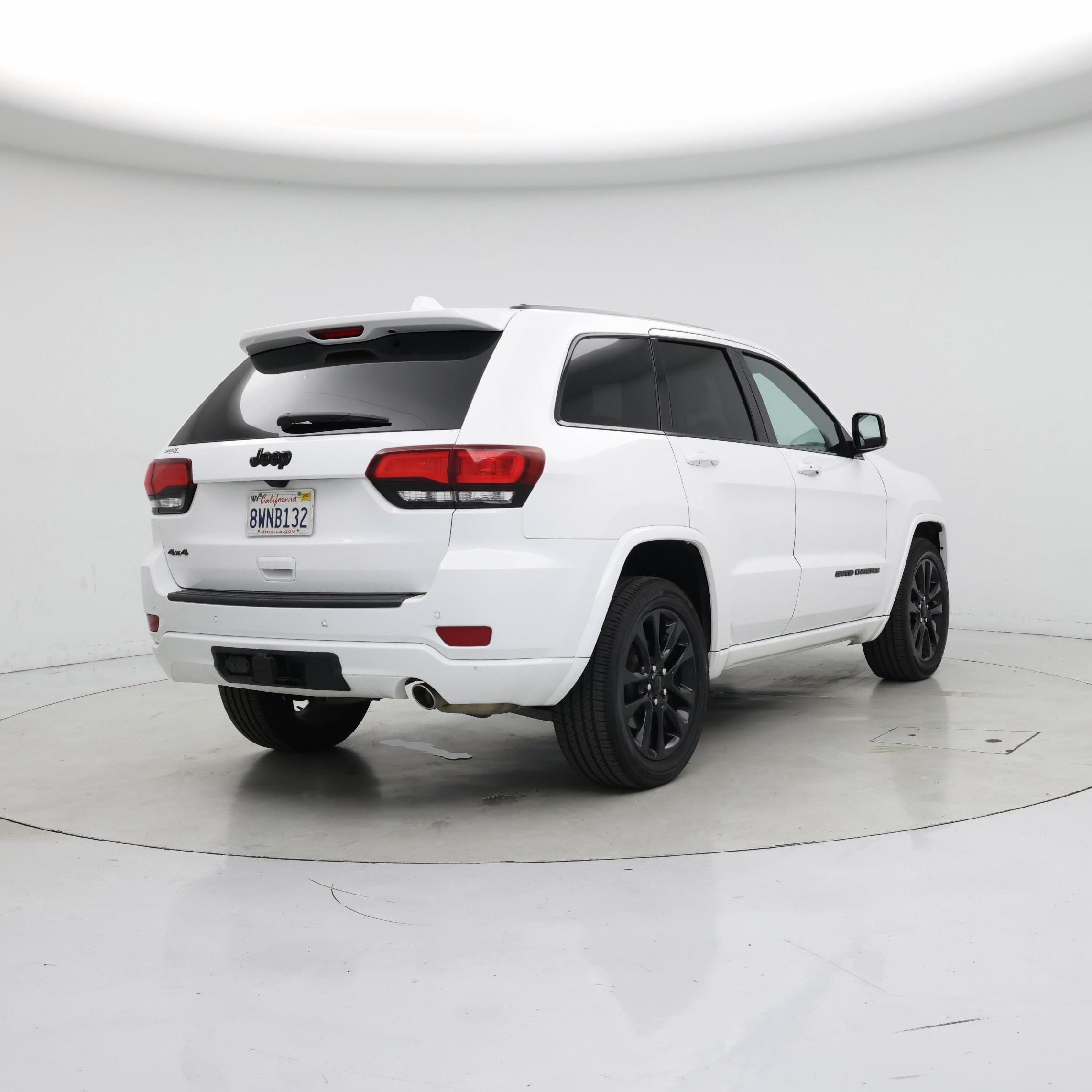 Thumbnail: 2021 Jeep Grand Cherokee - 8