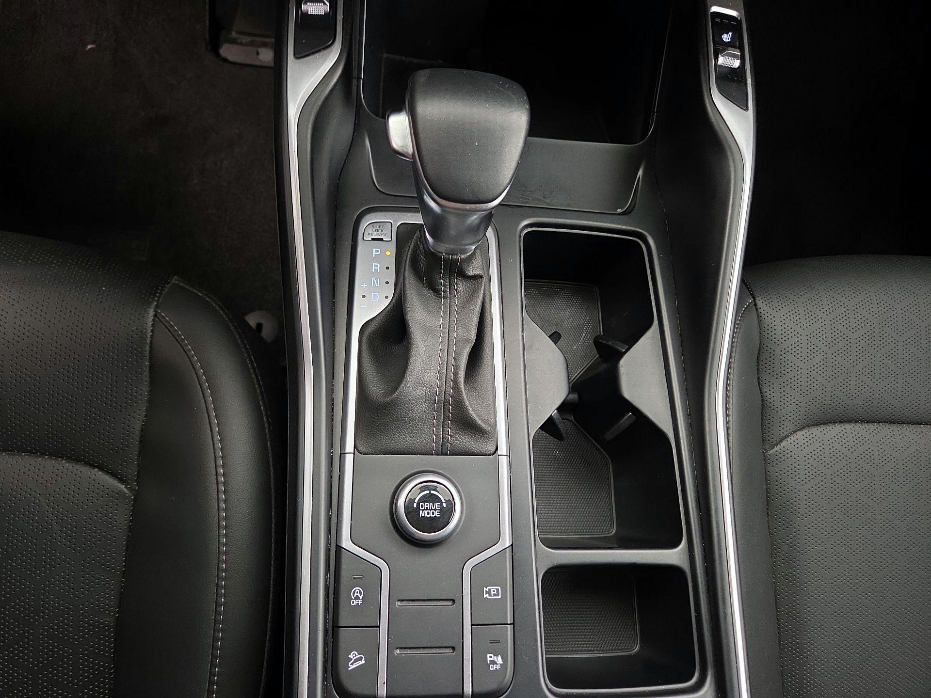 Thumbnail: 2022 Kia Sorento - 18