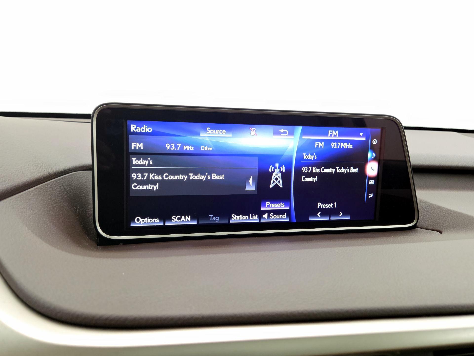 Thumbnail: 2017 Lexus RX - 16