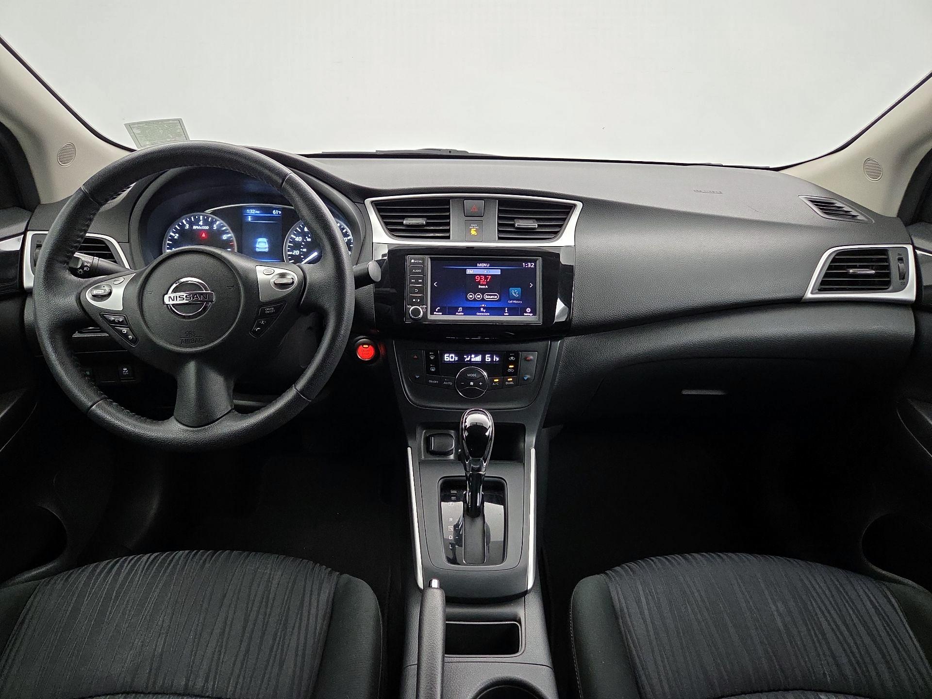 Thumbnail: 2019 Nissan Sentra - 9