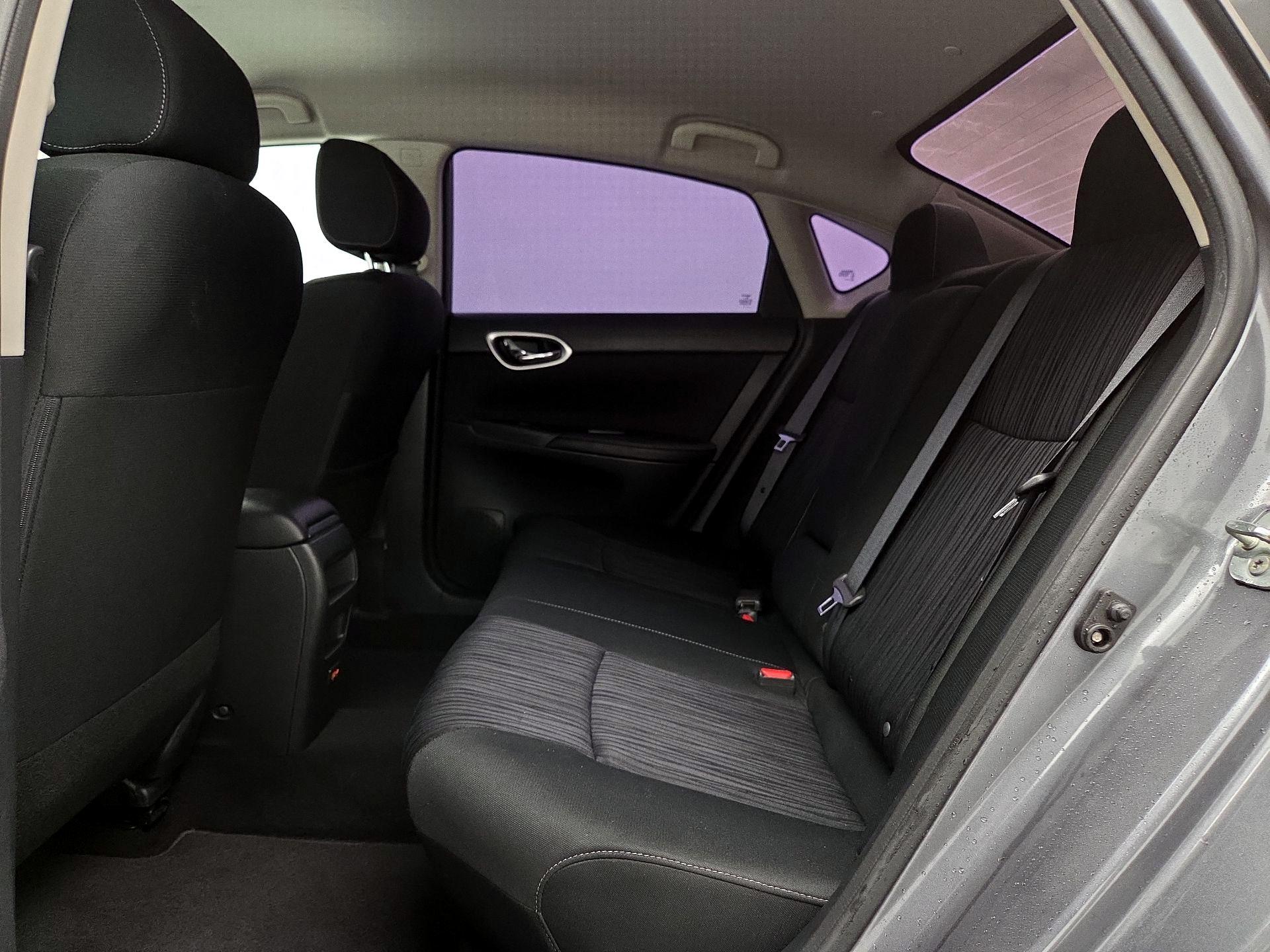 Thumbnail: 2019 Nissan Sentra - 19